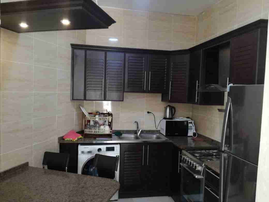 شقة مميزة جدا للايجار الشهري / في عبدون / فخمة جدا
لا تنسَ أنك شاهدت هذا الإعلان في عنكبوت
ش...