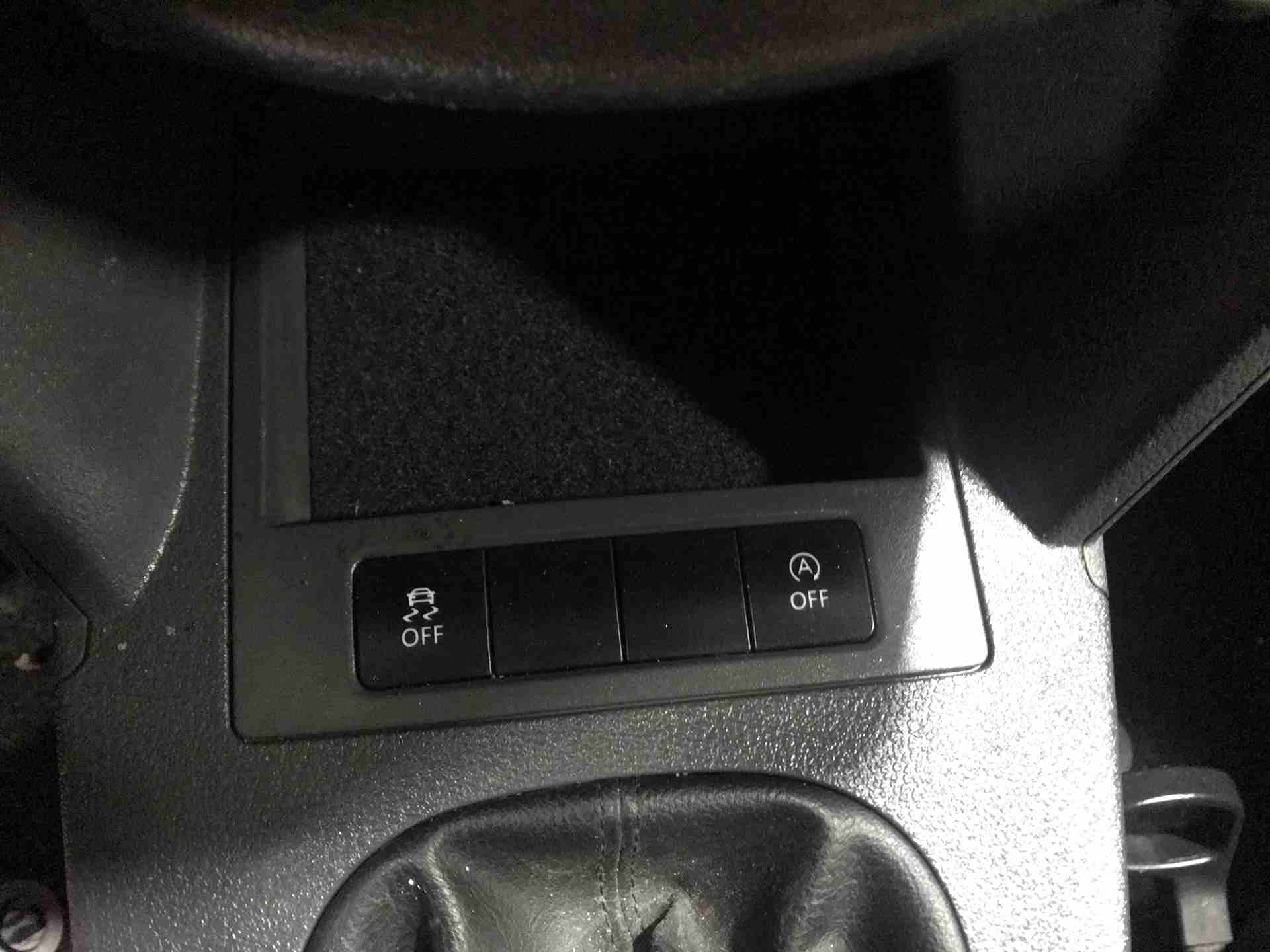 فولكس فاغن كادي CADDY 2015 فولكس كادي
لا تنسَ أنك شاهدت هذا الإعلان في عنكبوت
فولكس فاغن كاد...