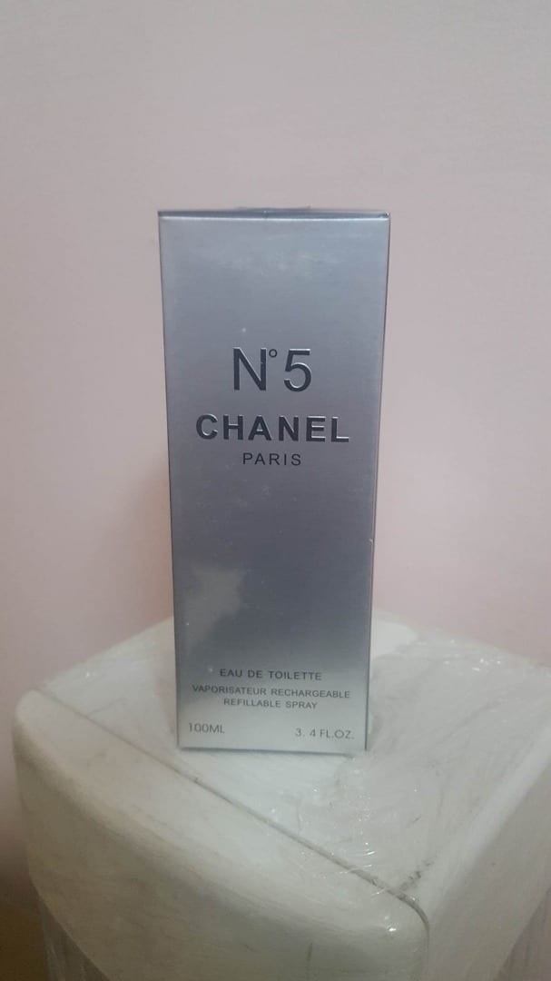 Tester Original Perfume for sale
لا تنسَ أنك شاهدت هذا الإعلان في عنكبوت
تسترات عطور للبيع /...