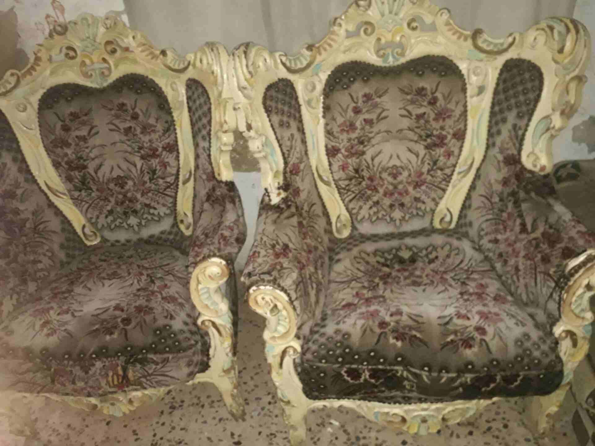 طقم كنب للبيع بحاجه لصيانه
لا تنسَ أنك شاهدت هذا الإعلان في عنكبوت
طقم كنب بحاجه لصيانه خشب زان 4...