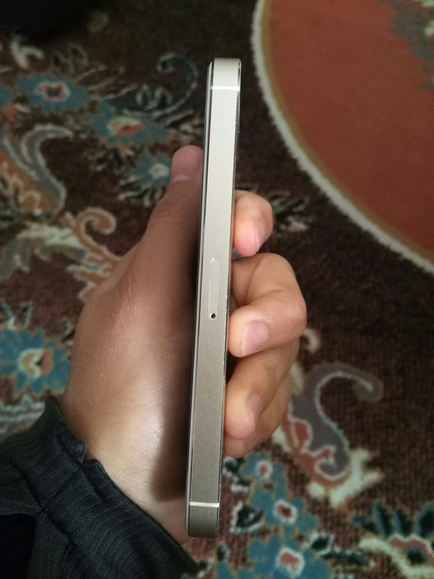 ايفون 5s مستعمل بحالة جيدة جدا للبيع بسعر مغري
لا تنسَ أنك شاهدت هذا الإعلان في عنكبوت
ايفون...