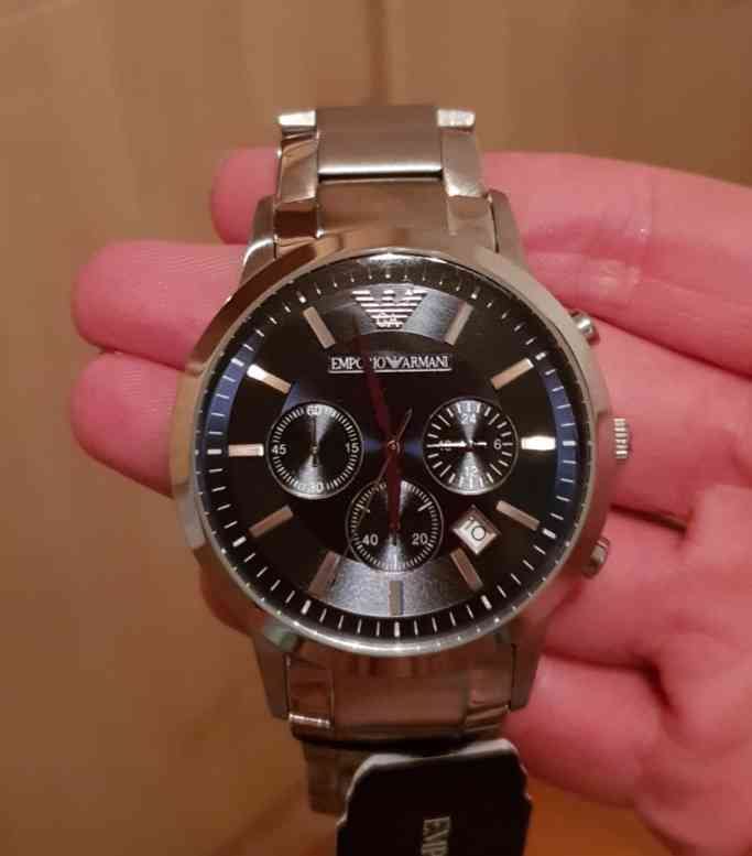 Emporio Armani AR2448
لا تنسَ أنك شاهدت هذا الإعلان في عنكبوت
ساعه ارماني اصلي ضد الماء لغايه...