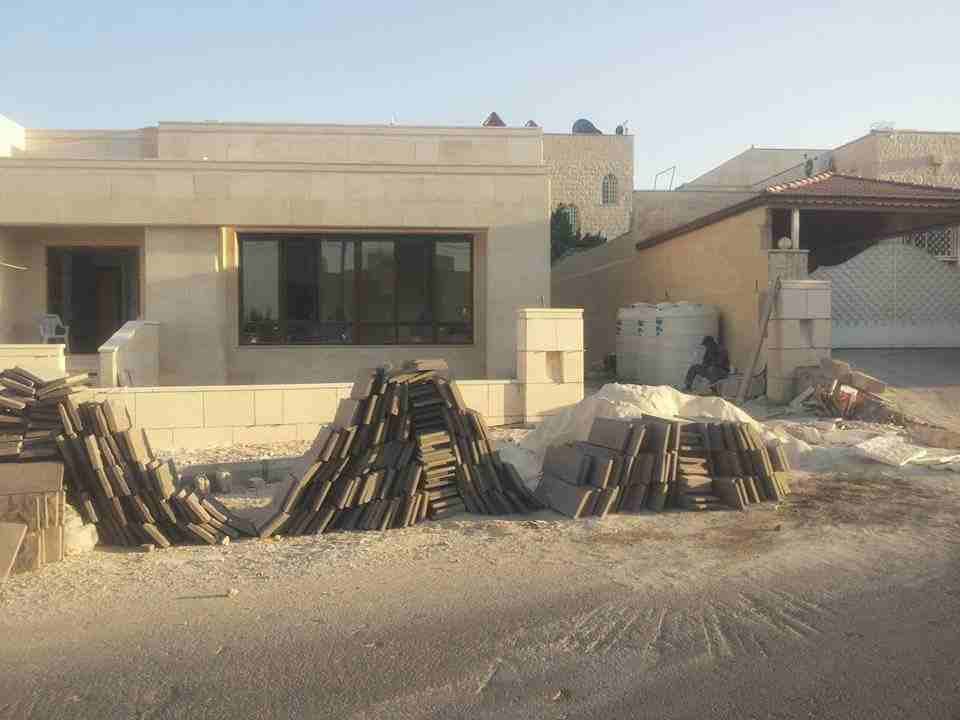 بناء وتلبيس حجر مقاولات بالمتر يوميات أي مكان
لا تنسَ أنك شاهدت هذا الإعلان في عنكبوت
بناء حجر
دي...
