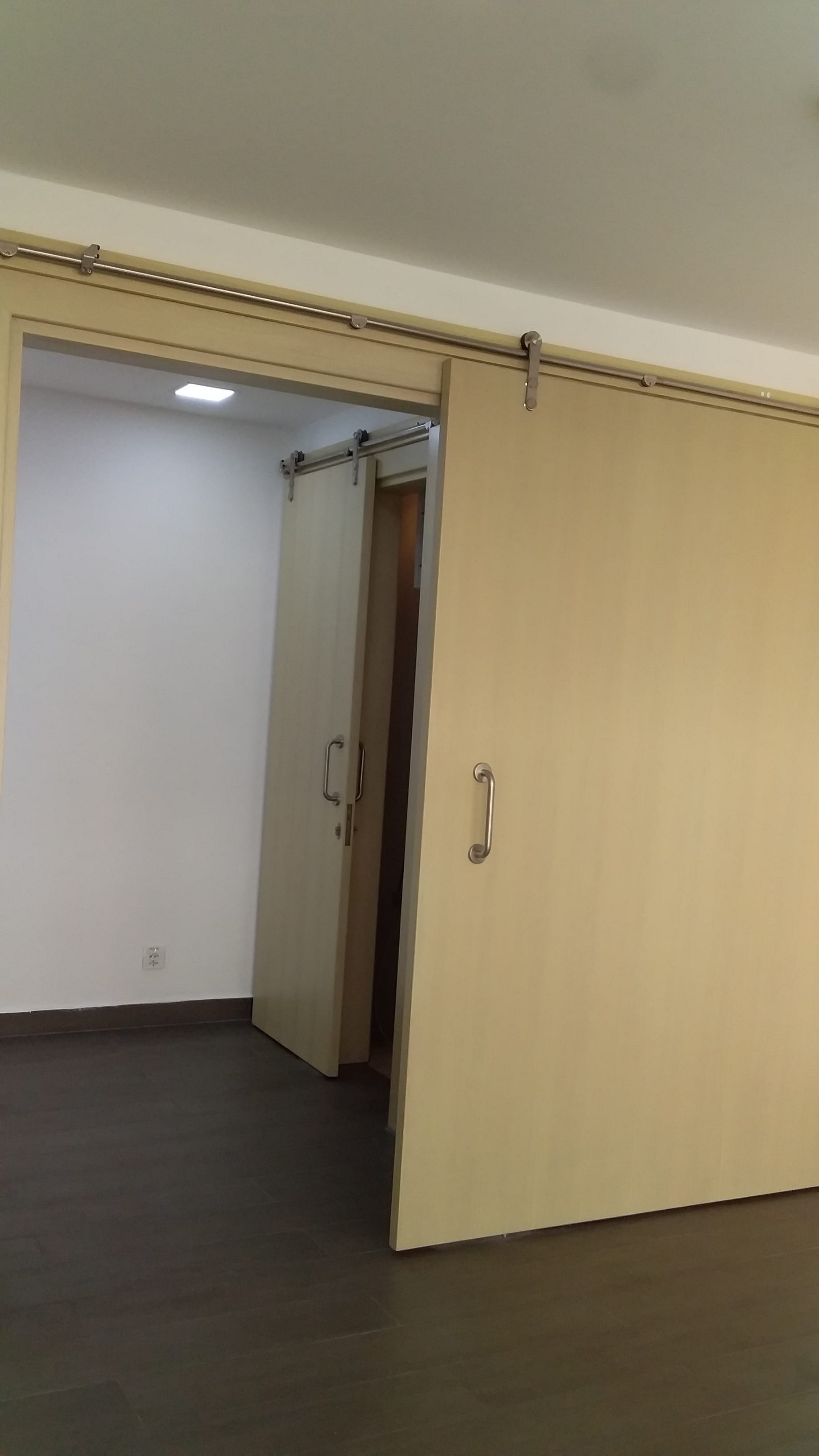 عيادات طبية جديدة للايجار من المالك
لا تنسَ أنك شاهدت هذا الإعلان في عنكبوت
عيادات طبية جديدة...