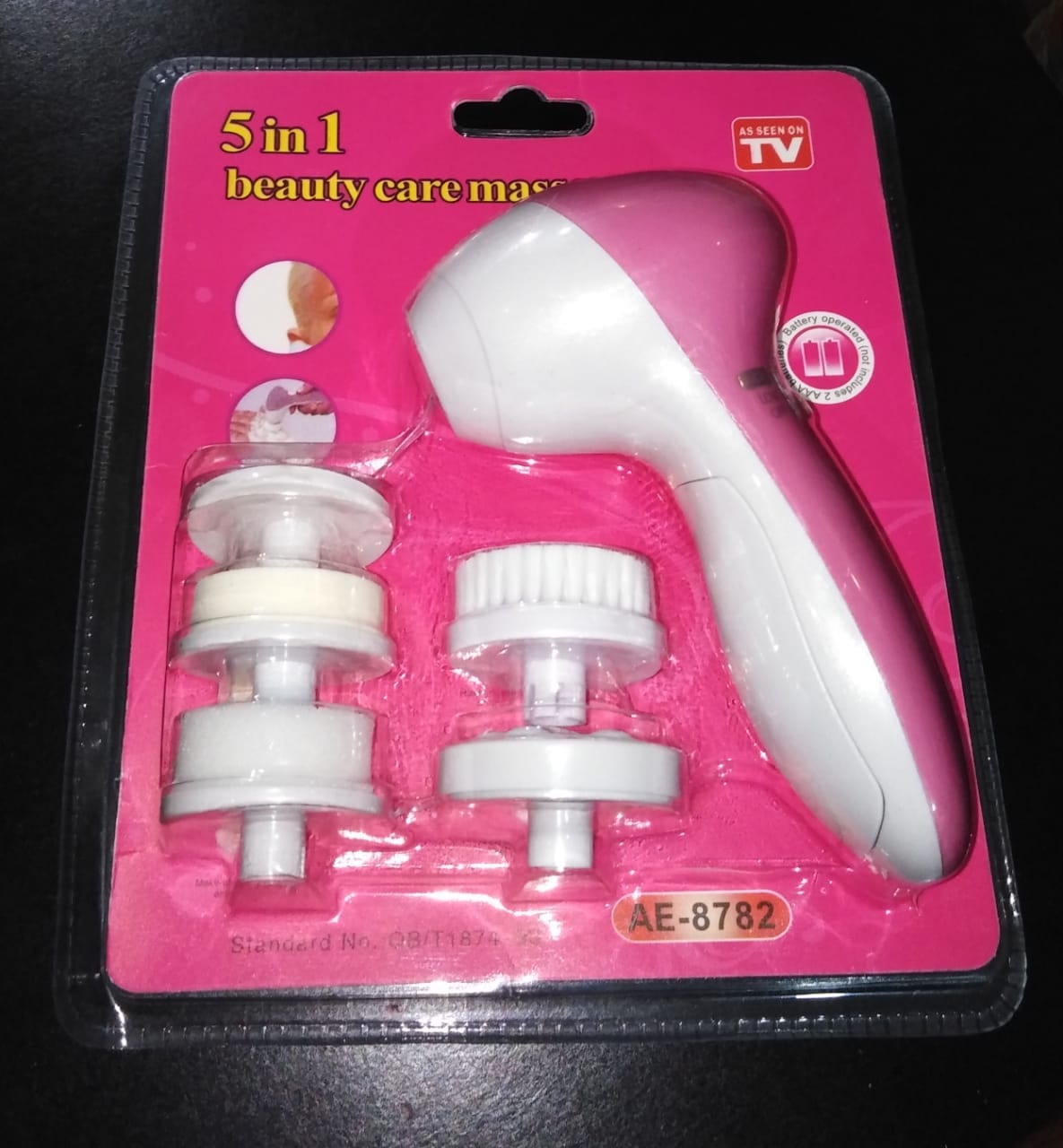 Beauty care massager 5in1
لا تنسَ أنك شاهدت هذا الإعلان في عنكبوت
مساج و لتنضيف البشره:5 قطع...