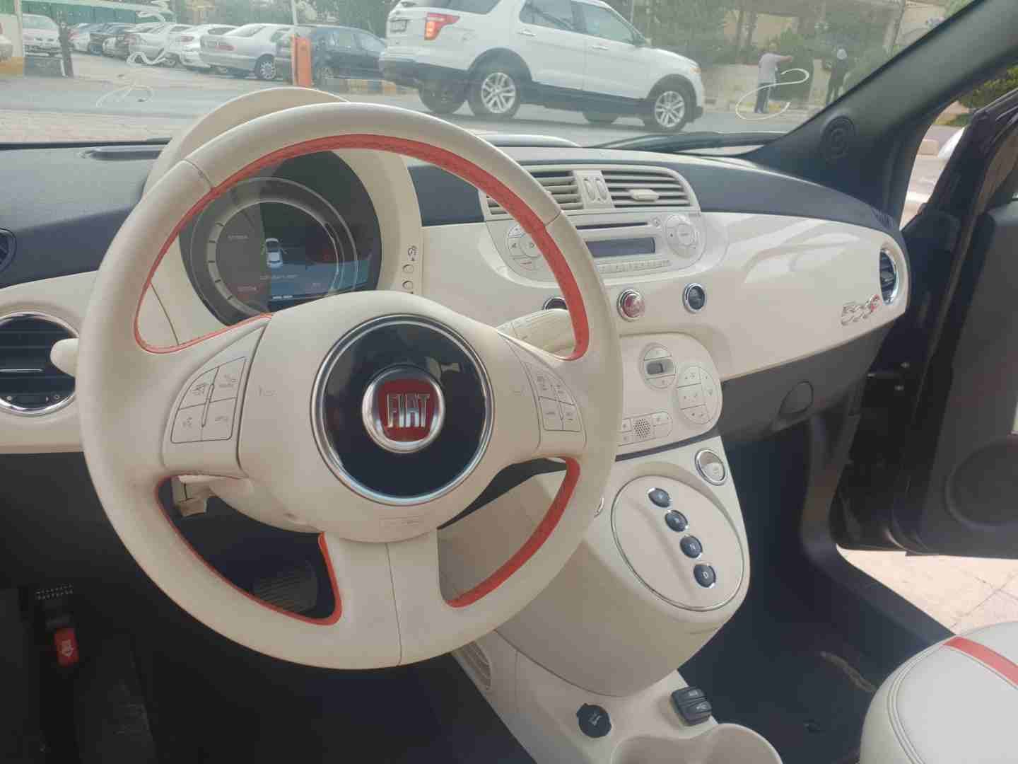 2015 FIAT 500E
لا تنسَ أنك شاهدت هذا الإعلان في عنكبوت
فيات 500e موديل 2015 بحاله الوكاله -ماشيه...