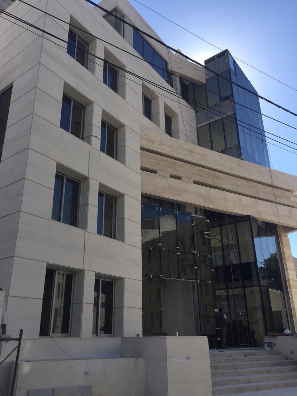 عيادات طبية و مساحات طبية و تجارية مميزة في شارع ابن خلدون بالقرب من مستشفى الخالدي
لا تنسَ أنك شاهدت هذا الإعلان في عنكبوت...