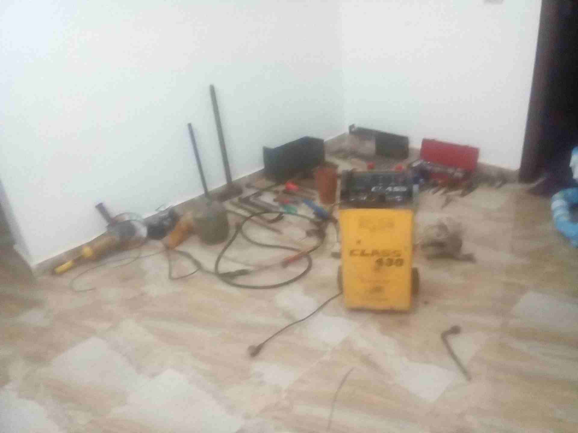 كل الأدوات والمعدات الي بصور للبيع بجمله
لا تنسَ أنك شاهدت هذا الإعلان في عنكبوت
للبيع بسعر الحرق...