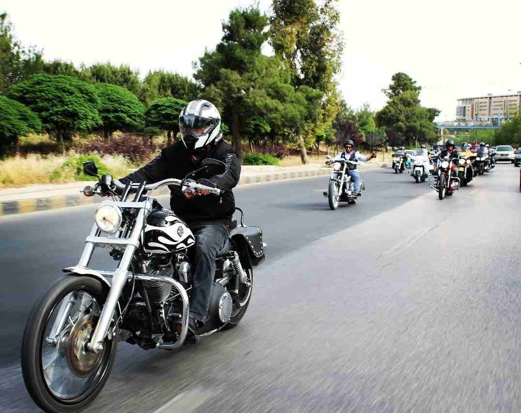 هارلي وايد قلايد 2013
لا تنسَ أنك شاهدت هذا الإعلان في عنكبوت
هارلي ديفدسون 2013 وايد قلايد
المح...