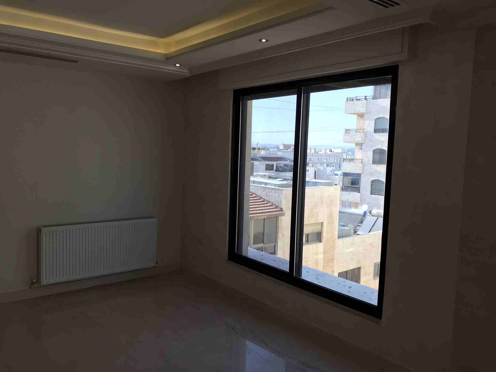 شقة للايجار جديدة لم تسكن في موقع مميز في عمان - دير غبار - من المالك مباشرة
لا تنسَ أنك شاهدت هذا الإعلان في عنكبوت...