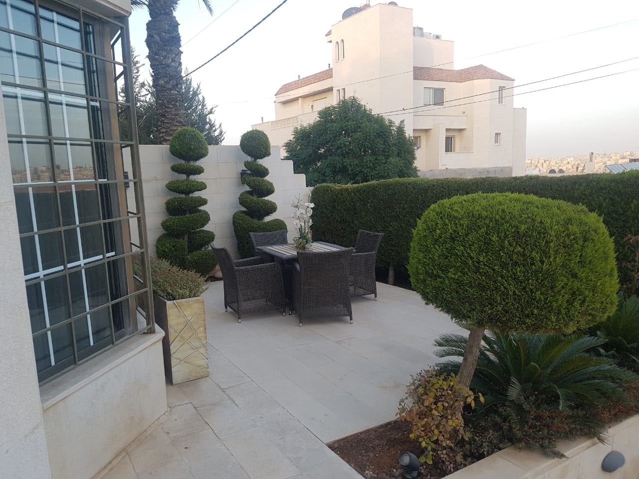 فيلااااا في عبدون 800 م للبيع المستعجل بدااااعي السفر
لا تنسَ أنك شاهدت هذا الإعلان في عنكبوت...