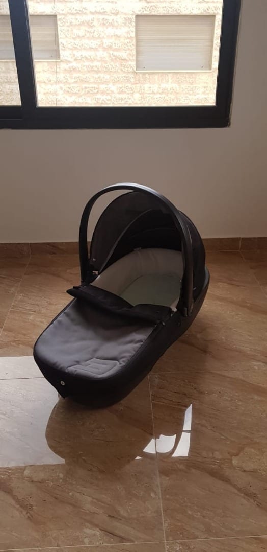 Chicco Stroller & Coat Black
لا تنسَ أنك شاهدت هذا الإعلان في عنكبوت
Chicco Black Strolle...