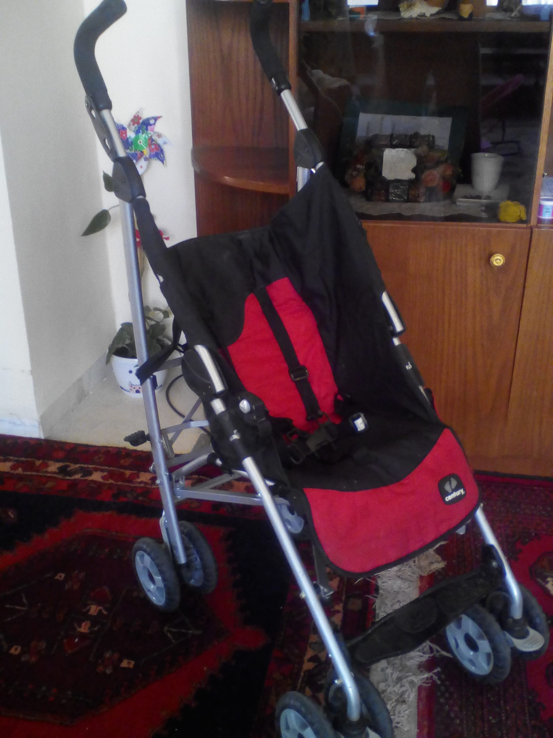 century baby stroller عرباية
لا تنسَ أنك شاهدت هذا الإعلان في عنكبوت
عرباية نوع century
السع...