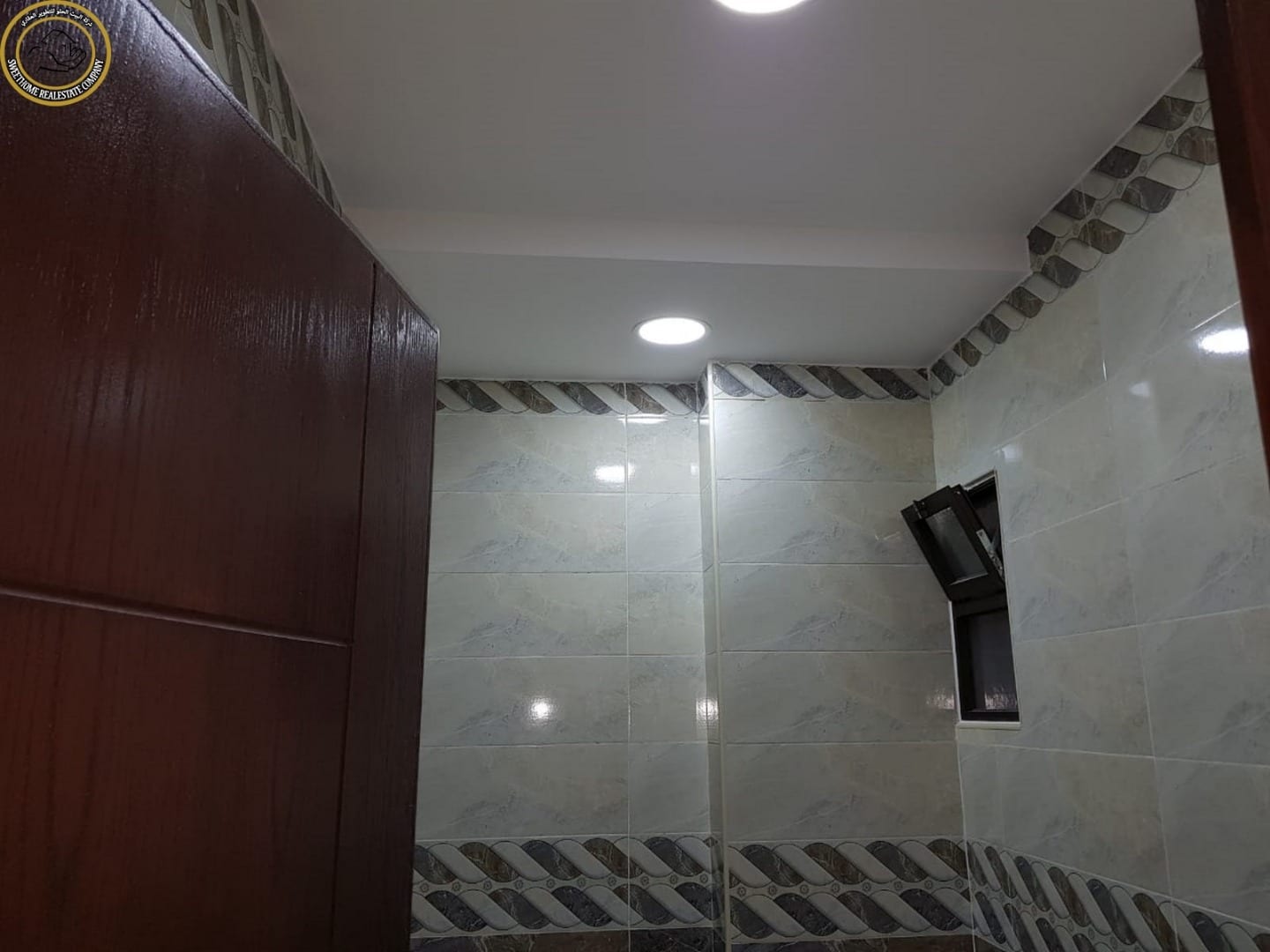 شقة ارضية مميزة للبيع في الجاردنز 165م مع ترس 50م تشطيب سوبر ديلوكس
لا تنسَ أنك شاهدت هذا الإعلان في عنكبوت...