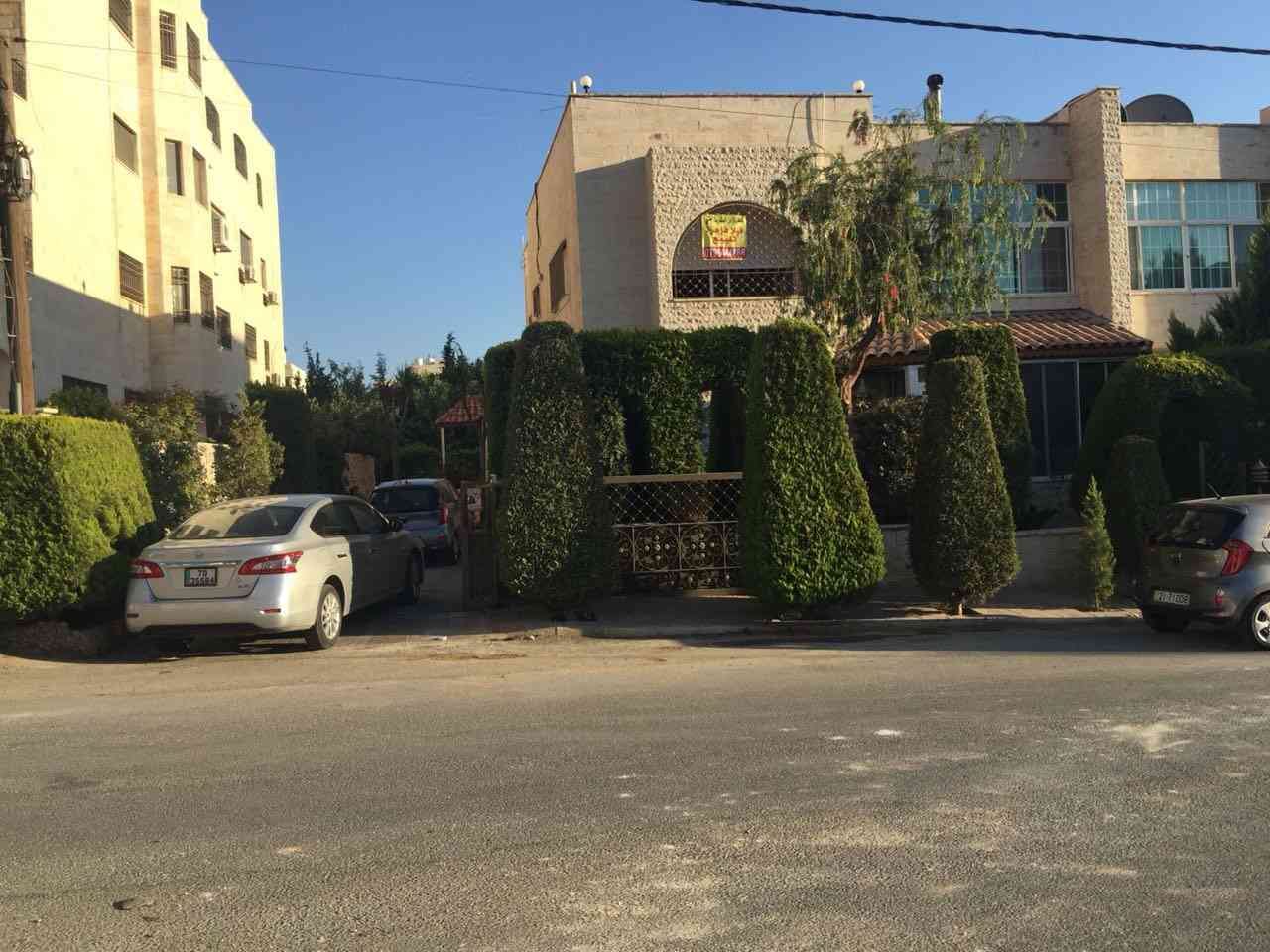 خلدا قرب العوجانيه المعارف فيلا مميزه 500م ارقى المناطق امتداد الستي مول
لا تنسَ أنك شاهدت هذا الإعلان في عنكبوت...