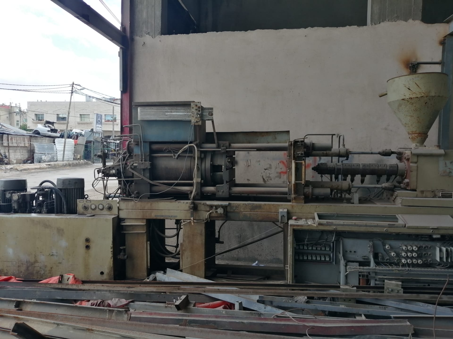 مكنه حق بلاستيك 220غ الماني بحالة جيده
لا تنسَ أنك شاهدت هذا الإعلان في عنكبوت
مكنه حقن بلاست...