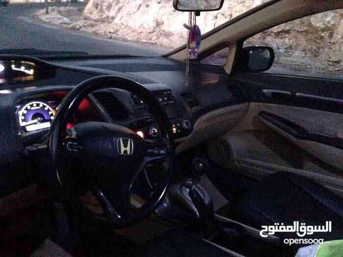 هوندا سيفك 2006 فحص 4 جيد فل ما عدا الفتحة
لا تنسَ أنك شاهدت هذا الإعلان في عنكبوت
هوندا سيفك...