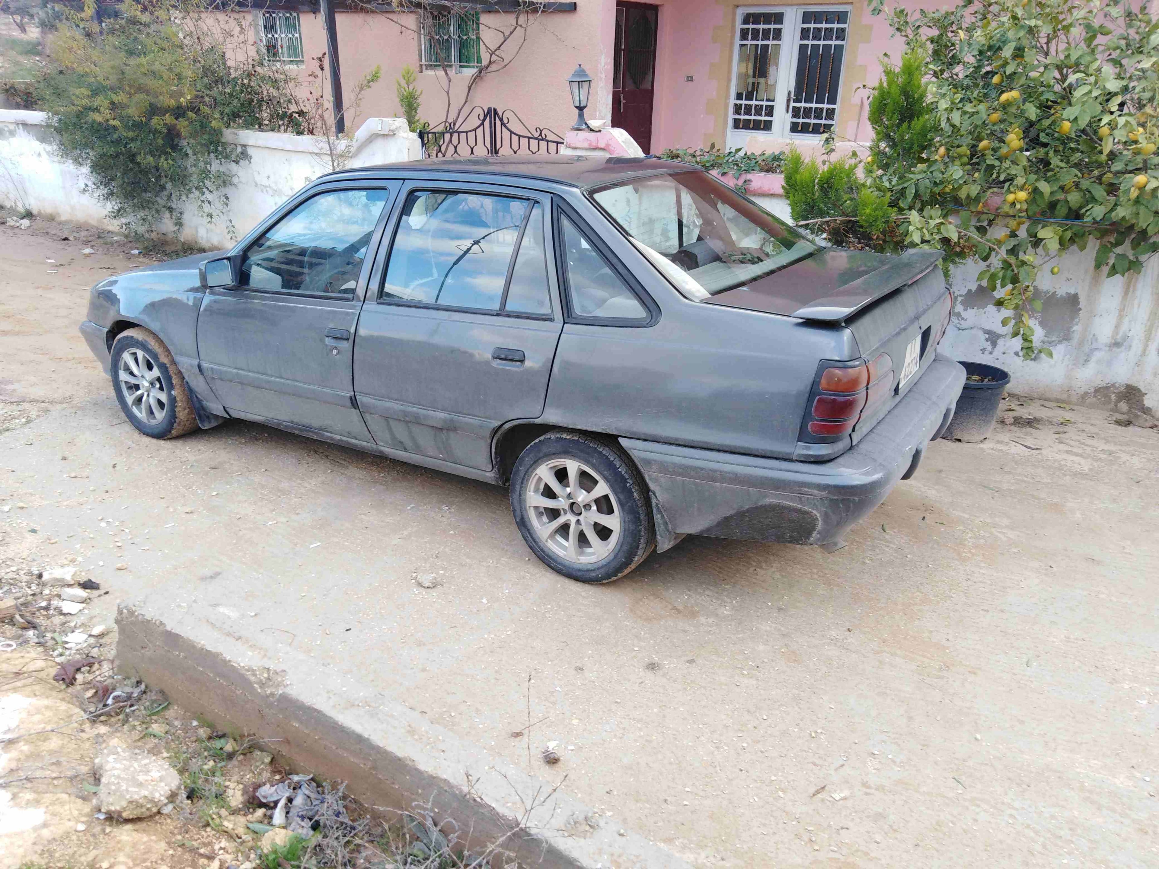 دايو ليمنز 93 جير عادي بسعر مغري
لا تنسَ أنك شاهدت هذا الإعلان في عنكبوت
دايو ليمنز GTI موديل 93...