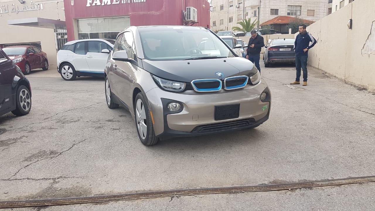 2014 BMW i3 REXT MEGA وارد وكالة لون فيراني
لا تنسَ أنك شاهدت هذا الإعلان في عنكبوت
بي ام دبل...