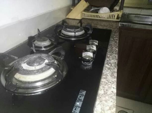 83000
للبيع : - ارض بمساحة 347مترفي منطقة الجوفة الاغوارعلى ثلاث شوارع عليها بركة سباحه وبيت طابقين معفش عفش بسيط يخدم البركة مع شورات خارجيه للبيع كإستثمار بدخل شهري لابأس فيه للراغبين باتخاذ القطعة...