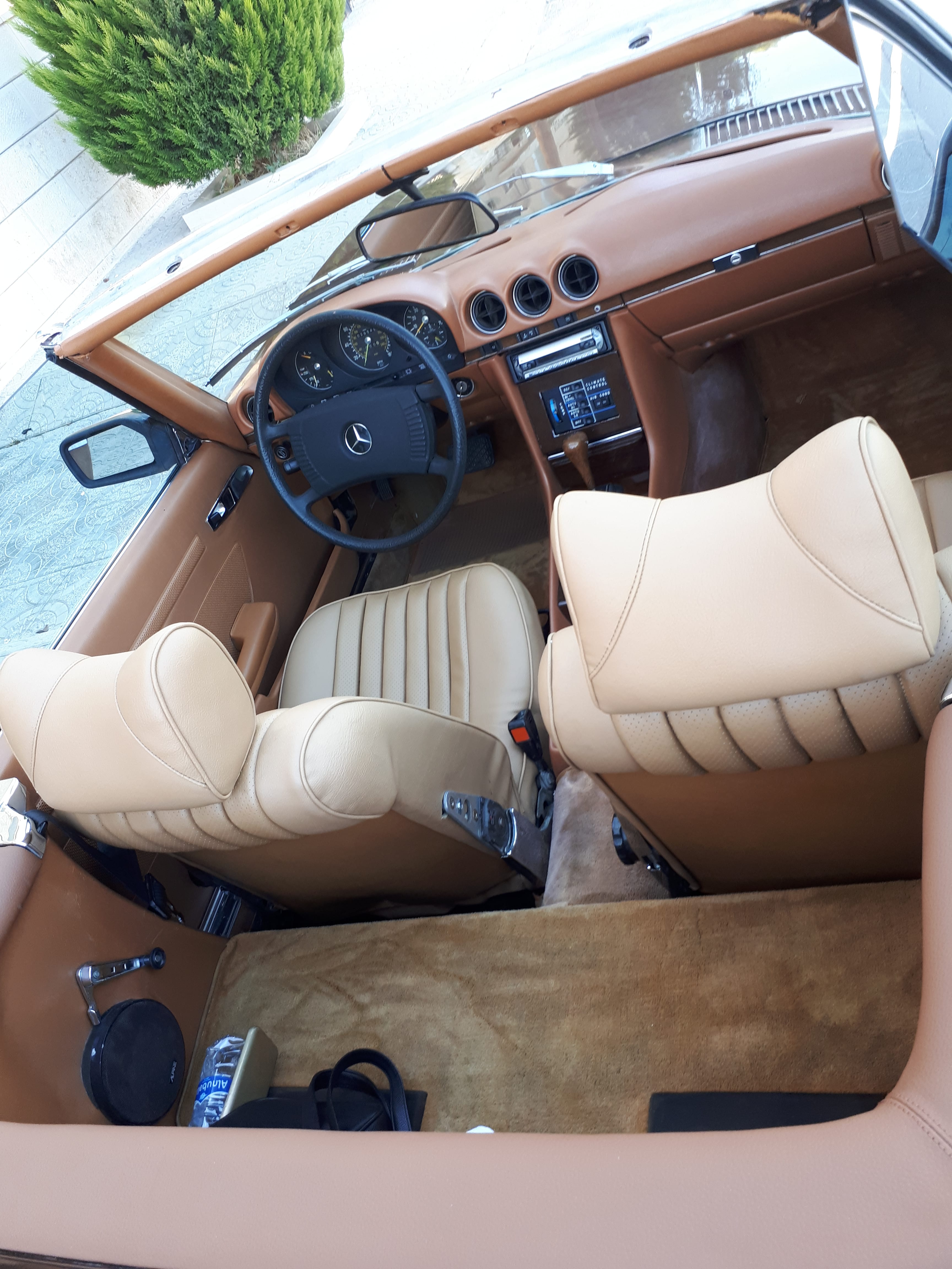 مرسيدس كلاسيك SL 450 موديل 1979
لا تنسَ أنك شاهدت هذا الإعلان في عنكبوت
مرسيدس كلاسيك SL 450...
