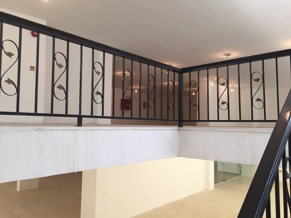 مكاتب استثمارية للبيع في شارع المدينةالمنورة- بجانب البنك العربي /موقع حيوي
لا تنسَ أنك شاهدت هذا الإعلان في عنكبوت...