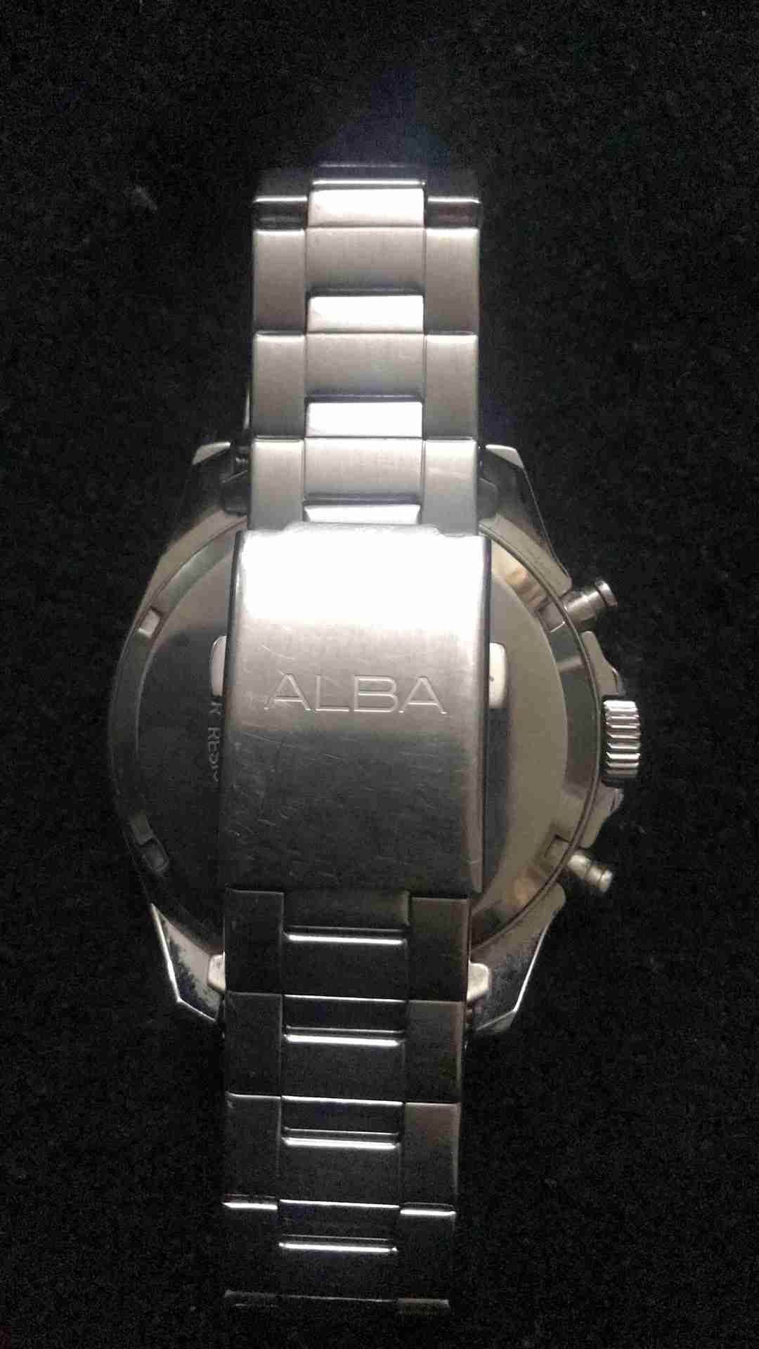 ساعه البا alba
لا تنسَ أنك شاهدت هذا الإعلان في عنكبوت
ساعه البا alba نظيفه بحاله جيده شغاله...