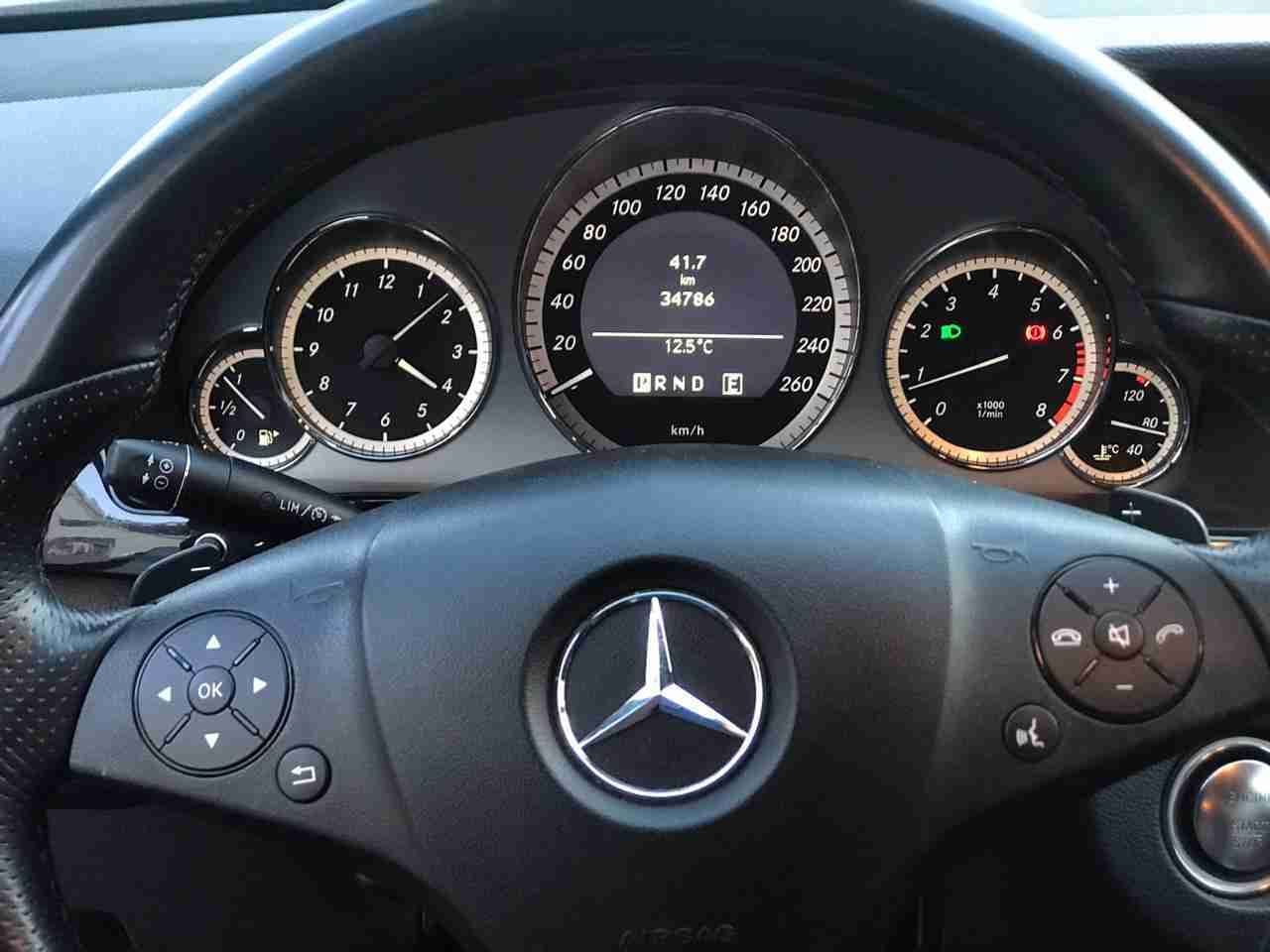 مرسيدس E200 2011
لا تنسَ أنك شاهدت هذا الإعلان في عنكبوت
مرسيدس E200
موديل 2011
CGI
AVANTG...
