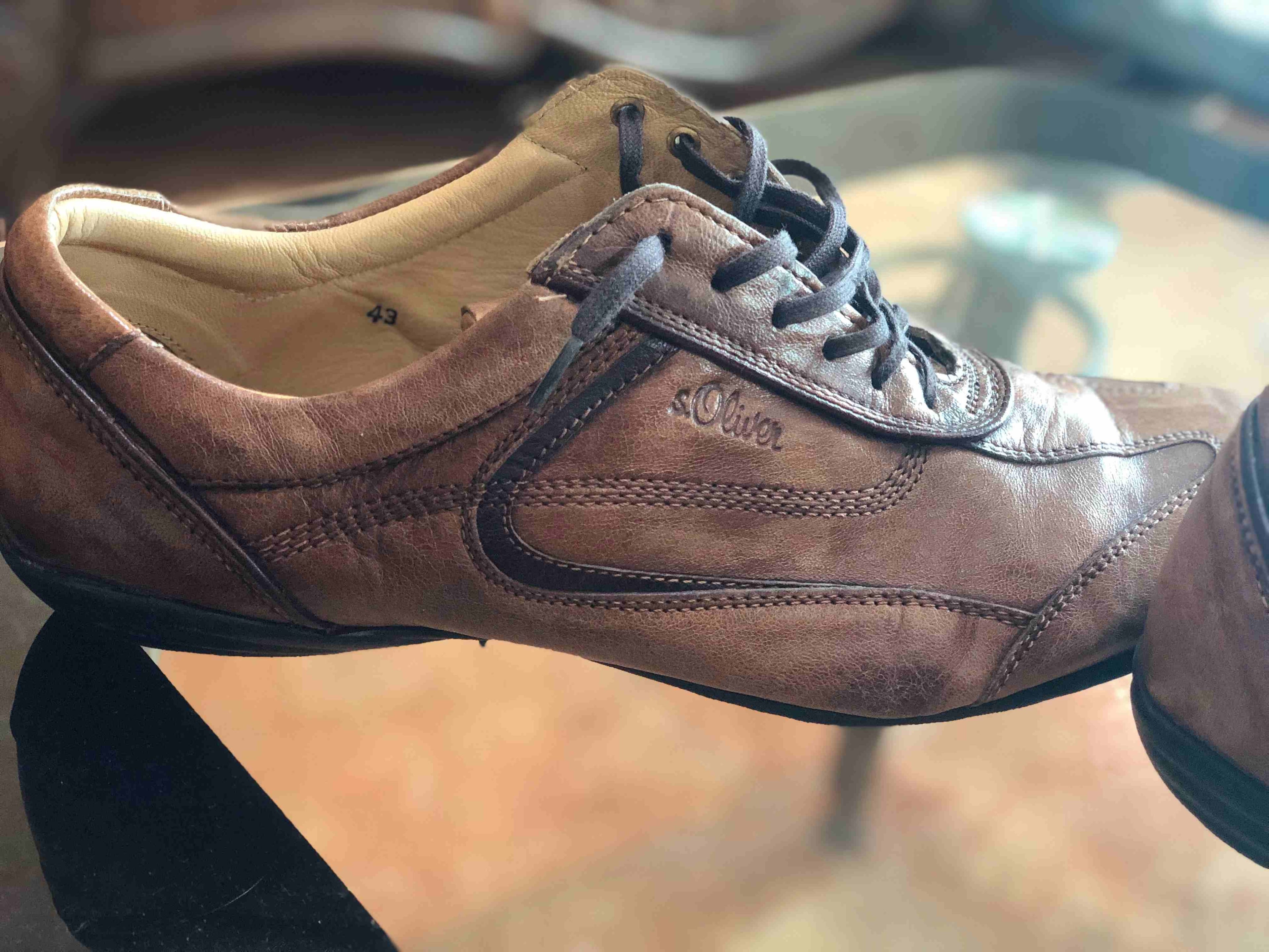 حذاء جلد
لا تنسَ أنك شاهدت هذا الإعلان في عنكبوت
s.oliver shoes LT.Brown Leather
حذاء ( كندرة جلد...