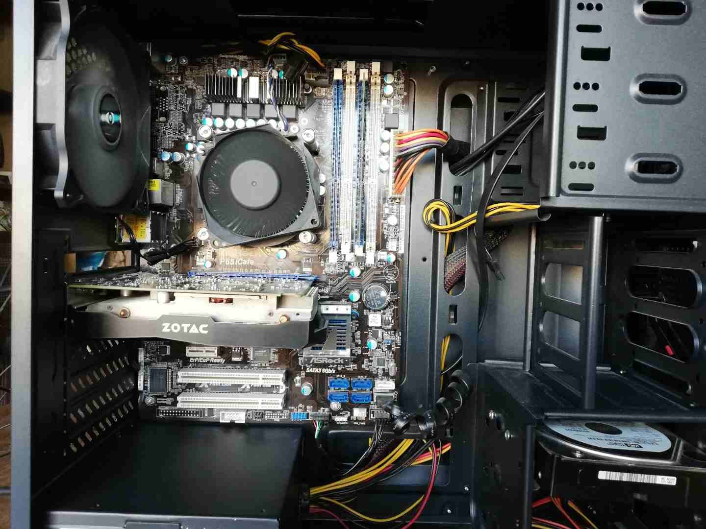 كيس CORI5 GAMING الجيل الثالث
لا تنسَ أنك شاهدت هذا الإعلان في عنكبوت
CORI5-3470 UP TO 3600MHZ...