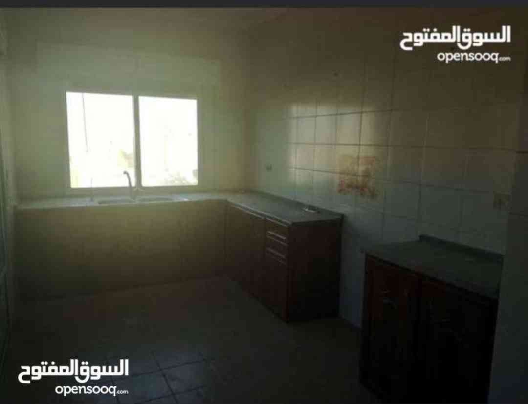 شقة للايجار في ضاحية الرشيد
لا تنسَ أنك شاهدت هذا الإعلان في عنكبوت
3غرف نوم 1منهم ماستر
صالة...