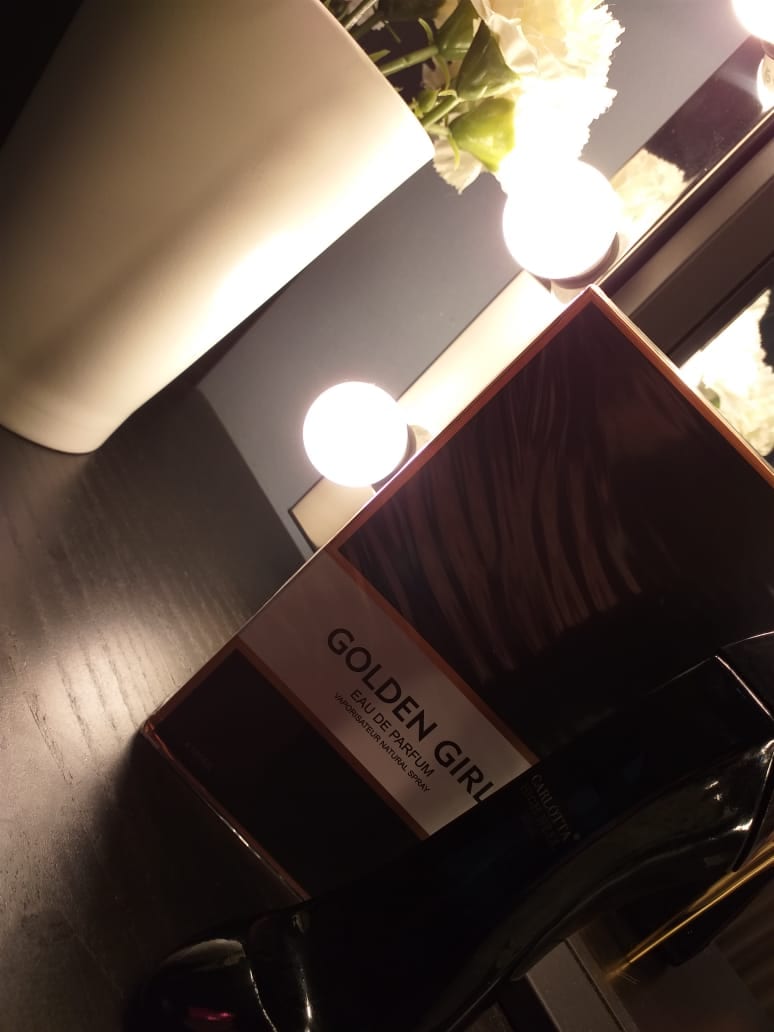 Good Girl
لا تنسَ أنك شاهدت هذا الإعلان في عنكبوت
#copy1
#made in france
#رائحة قوية و تدوم...