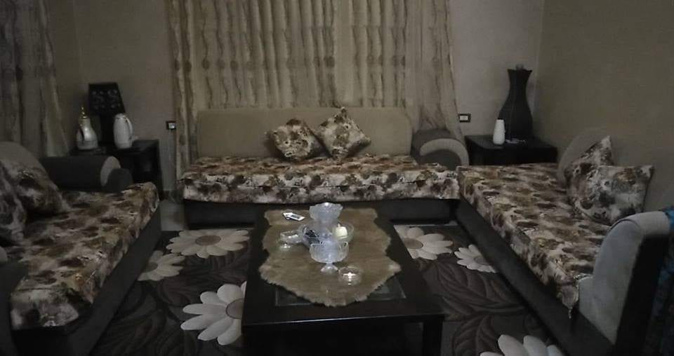 طقم كورنر
لا تنسَ أنك شاهدت هذا الإعلان في عنكبوت
للبيع طقم كورنر بحاله الممتاز طع طقم طاولات...