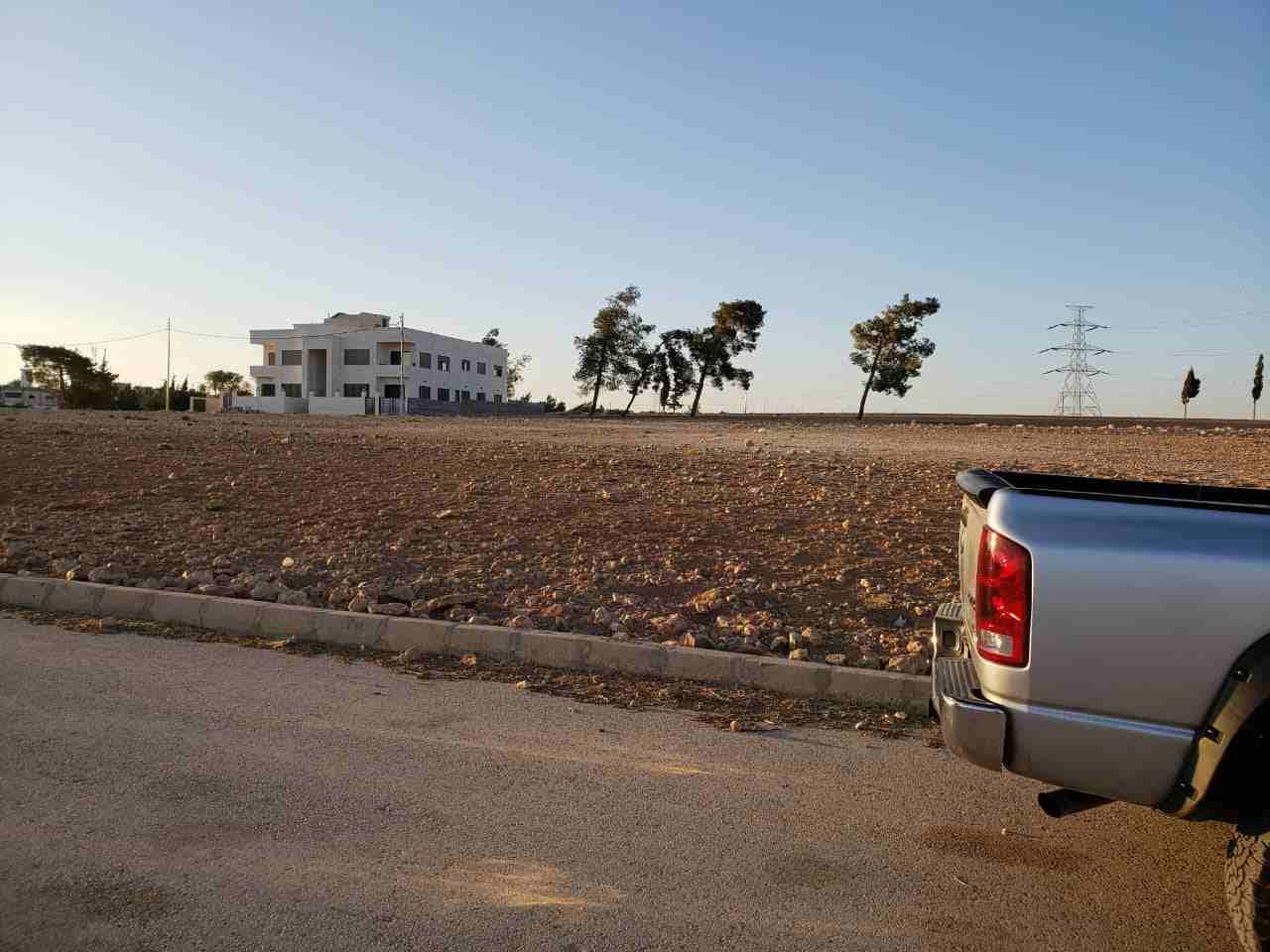أرض للبيع 15 دقيقة من الثامن في مشروع المهندسين بالزيتونة ملاصقة للأندلسية (أراضي جنوب عمان)
لا تنسَ أنك شاهدت هذا الإعلان في عنكبوت...