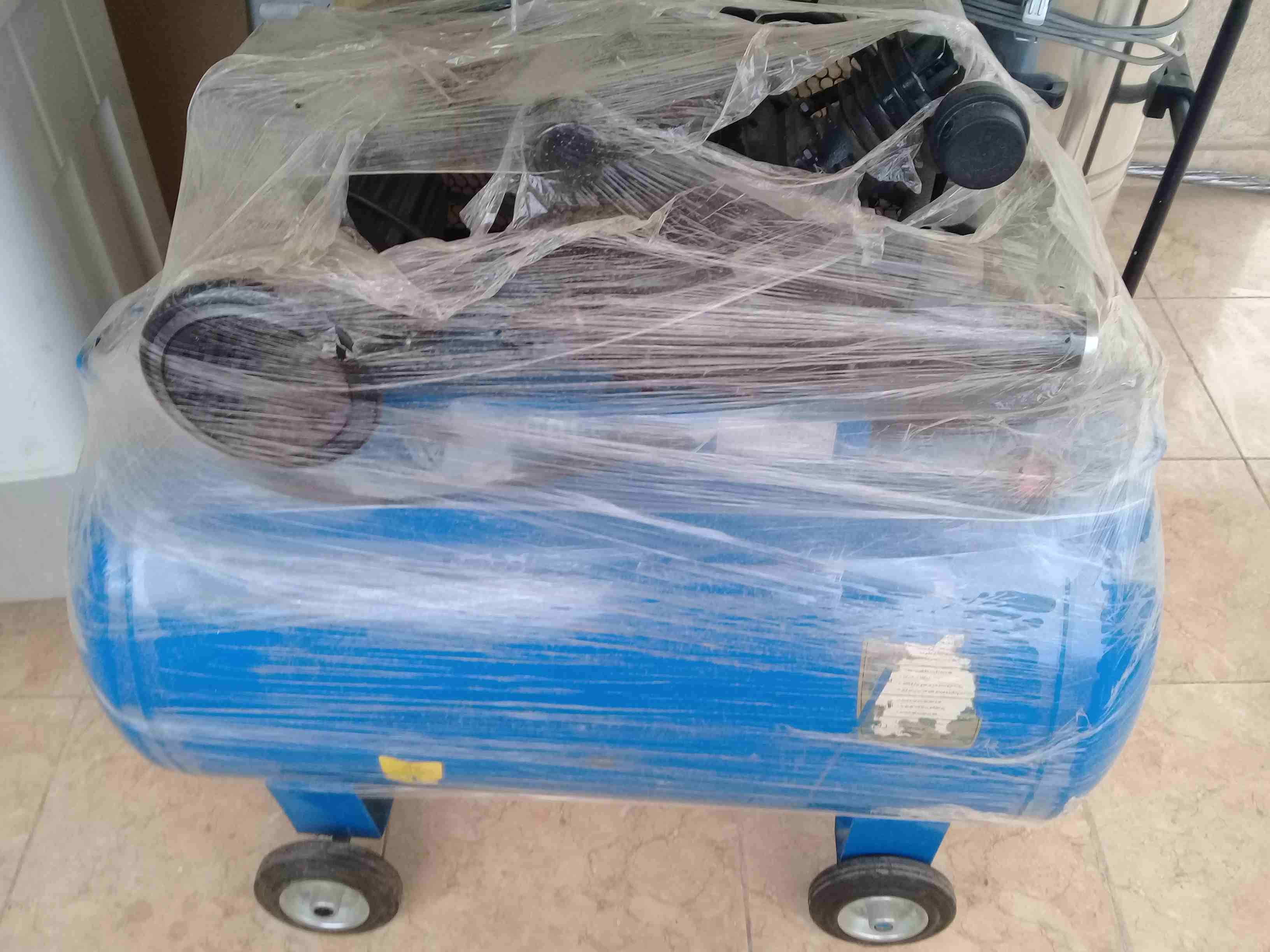 كمريسه هوا 200 لتر هوفر شفط ثلاث روس جديد بحال الوكاله كفاله شغاله للبيع بسعر
لا تنسَ أنك شاهدت هذا الإعلان في عنكبوت...