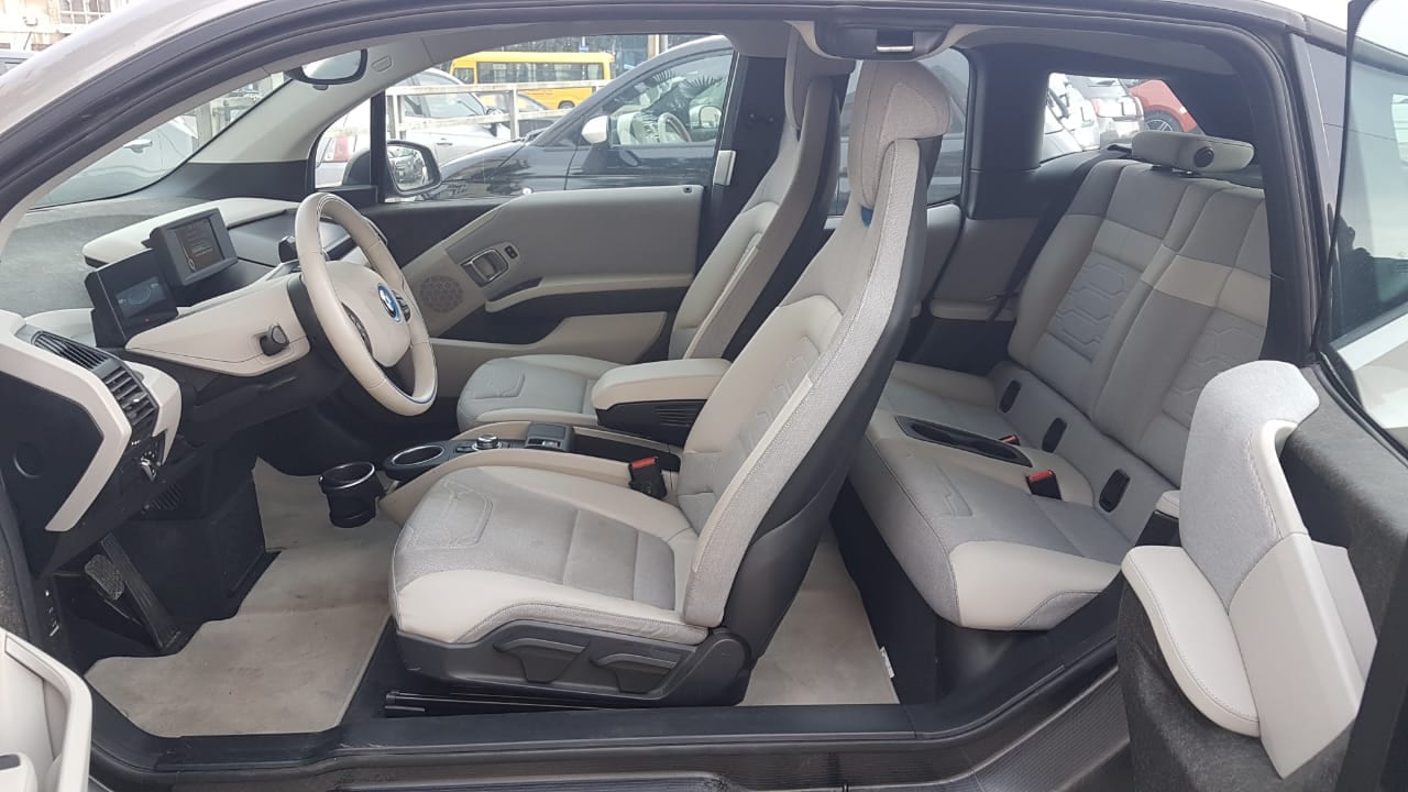 2014 BMW i3 REXT MEGA وارد وكالة لون فيراني
لا تنسَ أنك شاهدت هذا الإعلان في عنكبوت
بي ام دبل...