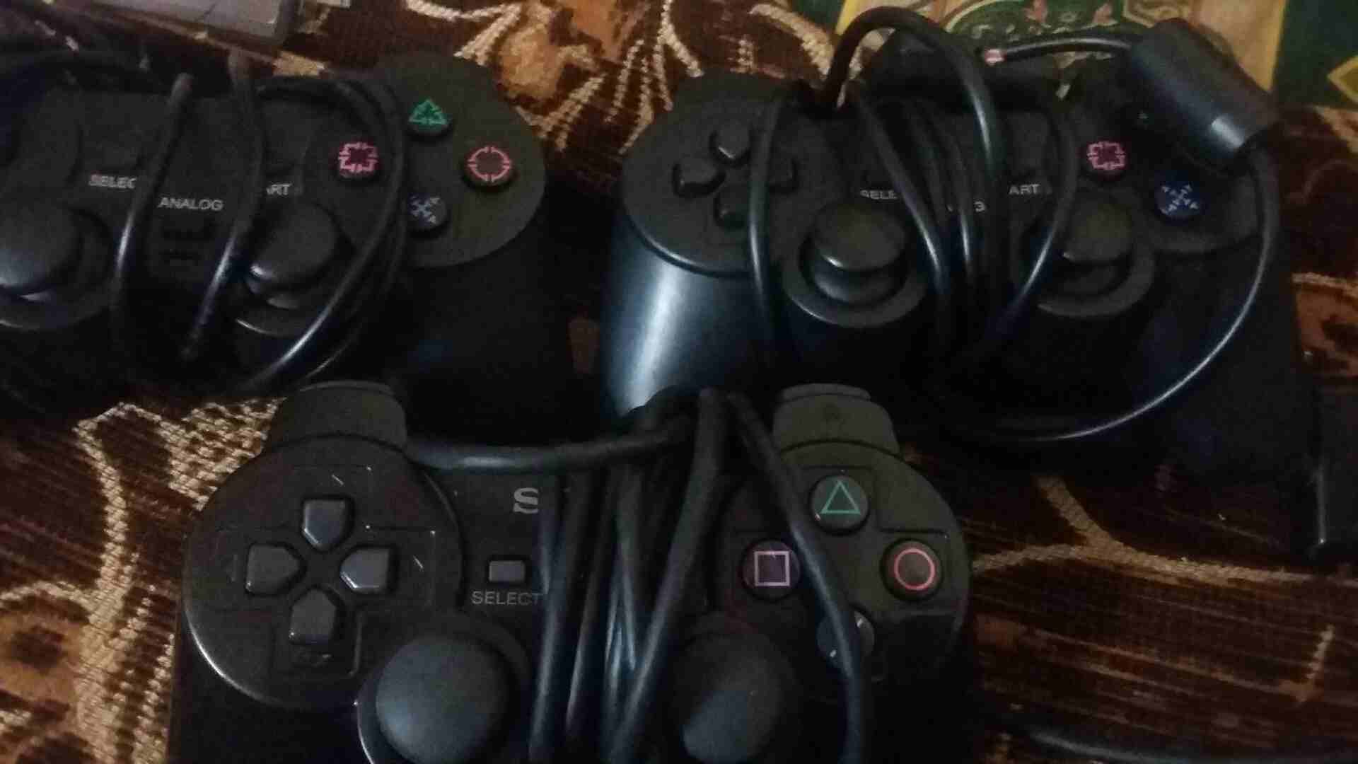 ps2 توب نظافه
لا تنسَ أنك شاهدت هذا الإعلان في عنكبوت
إستعمال خفيف
يدعدد3 ومجموعه من السيديات...