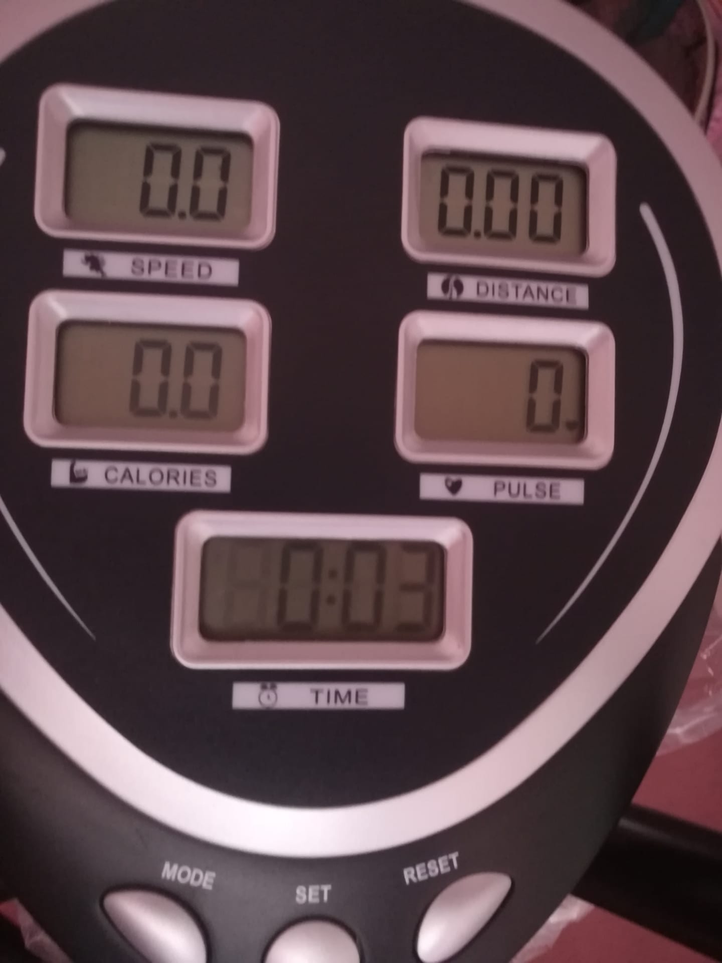 جهاز اوربتراك 4*1
لا تنسَ أنك شاهدت هذا الإعلان في عنكبوت
جهاز اوربتراك 4 في 1 يجمع بين تماري...
