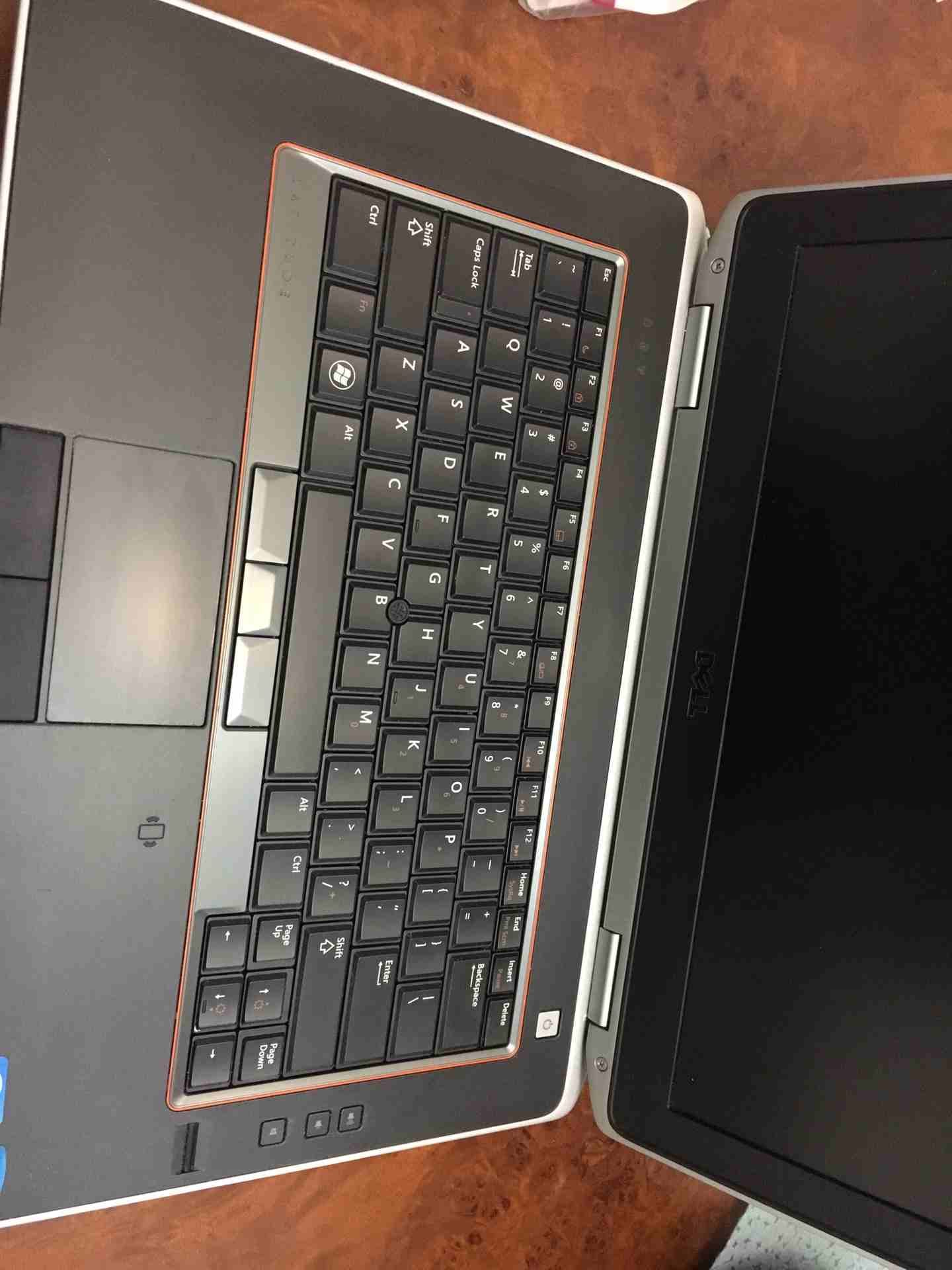 dell latitude core i7 8 Gb ram , hdd 800Gb , 2 2vedio card
لا تنسَ أنك شاهدت هذا الإعلان في عنكبوت...