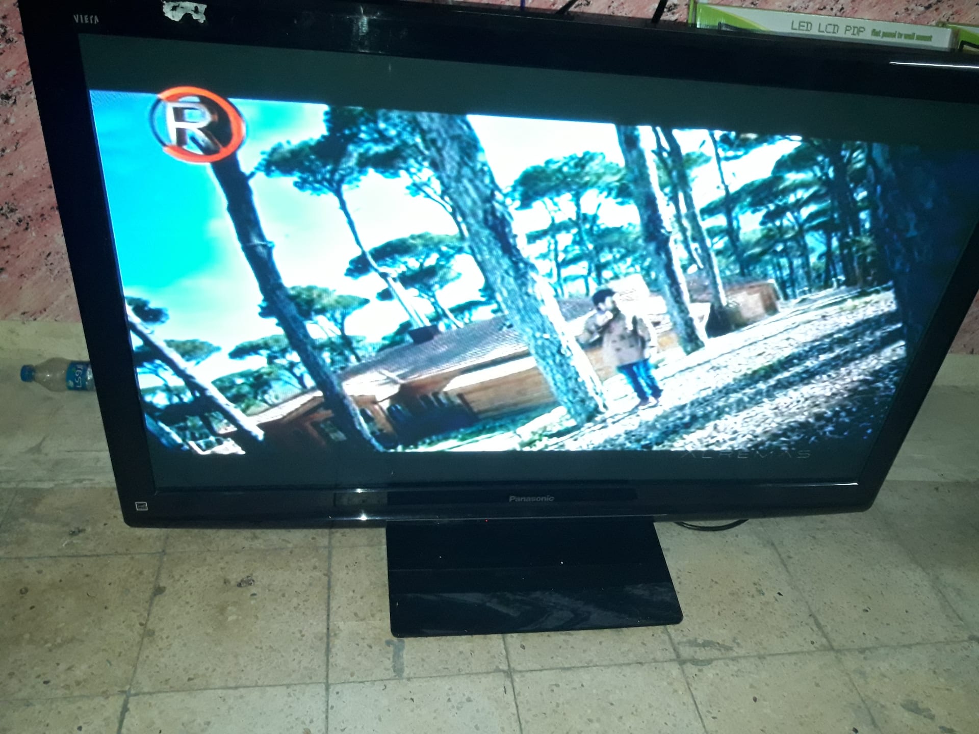 شاشة 55 بوصة Panasonic
لا تنسَ أنك شاهدت هذا الإعلان في عنكبوت
شاشة 55 بوصة Panasonic fullHD...