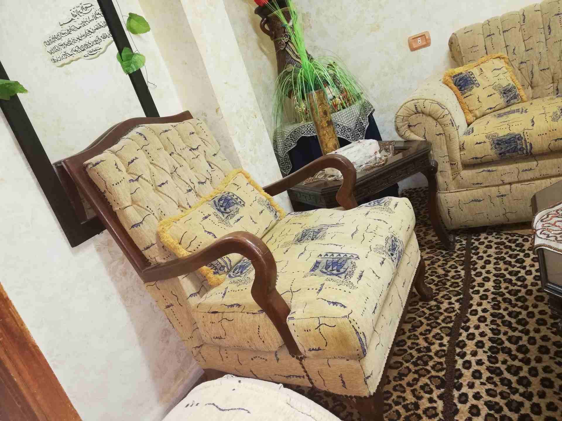 طقم كنب للبيع بسعر مغري
لا تنسَ أنك شاهدت هذا الإعلان في عنكبوت
طقم كنب 7 مقاحد بحاله ممتازه. للب...