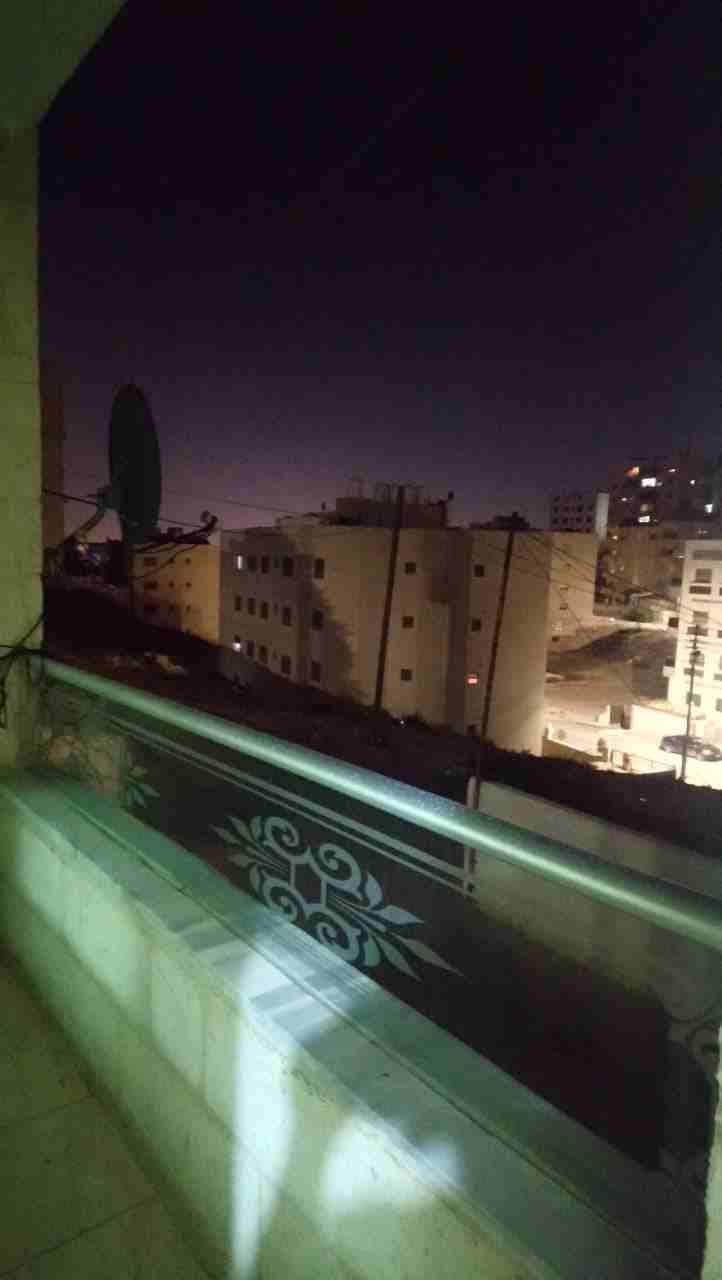 شقة فارغة للايجار تلاع العلي خلف أسواق السلطان أرضي 3نوم صالون 320دينار
لا تنسَ أنك شاهدت هذا الإعلان في عنكبوت...