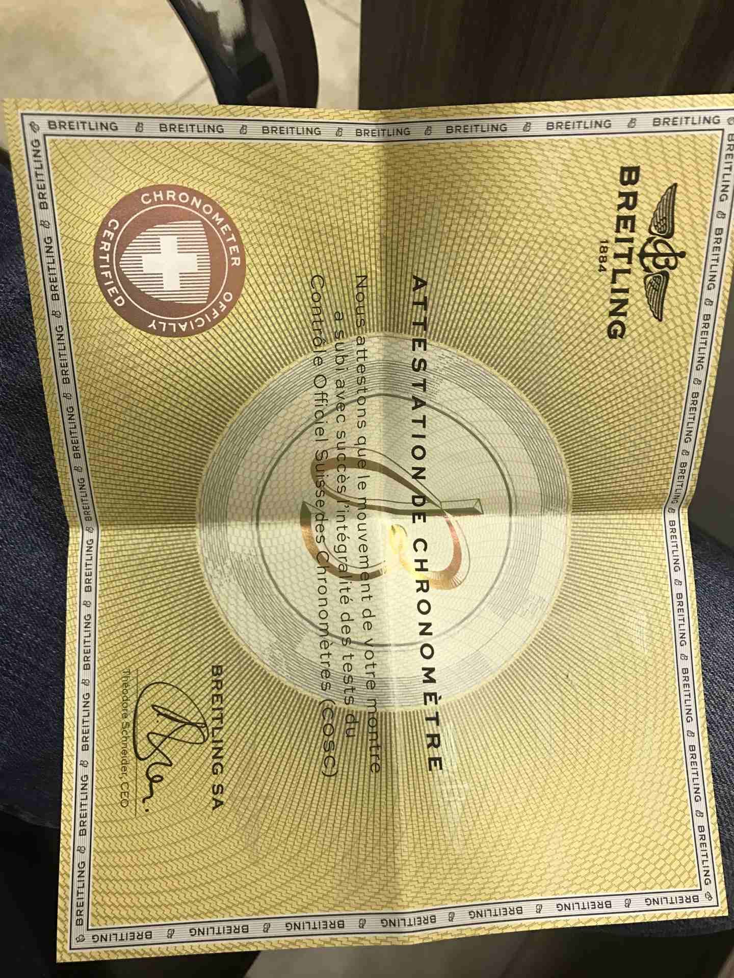 Breitling
لا تنسَ أنك شاهدت هذا الإعلان في عنكبوت
بحالة الوكاله
جميع أغراضها موجوده
سعر : 2600...
