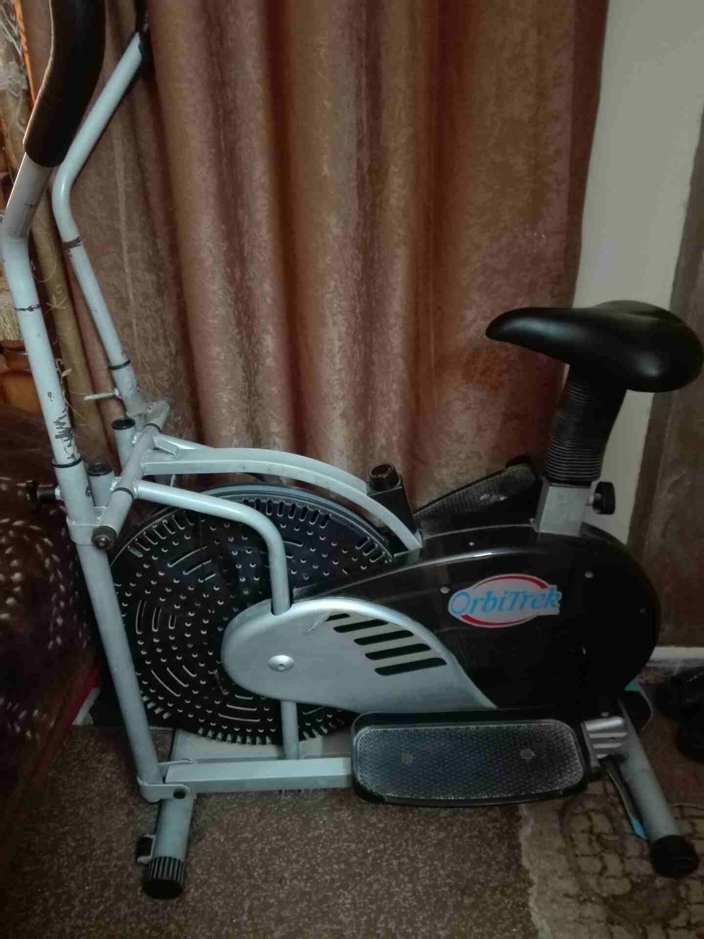 بسكليت رياضه مستعمل بحالة جيدة للبيع
لا تنسَ أنك شاهدت هذا الإعلان في عنكبوت
بسكليت رياضه مستعمل...