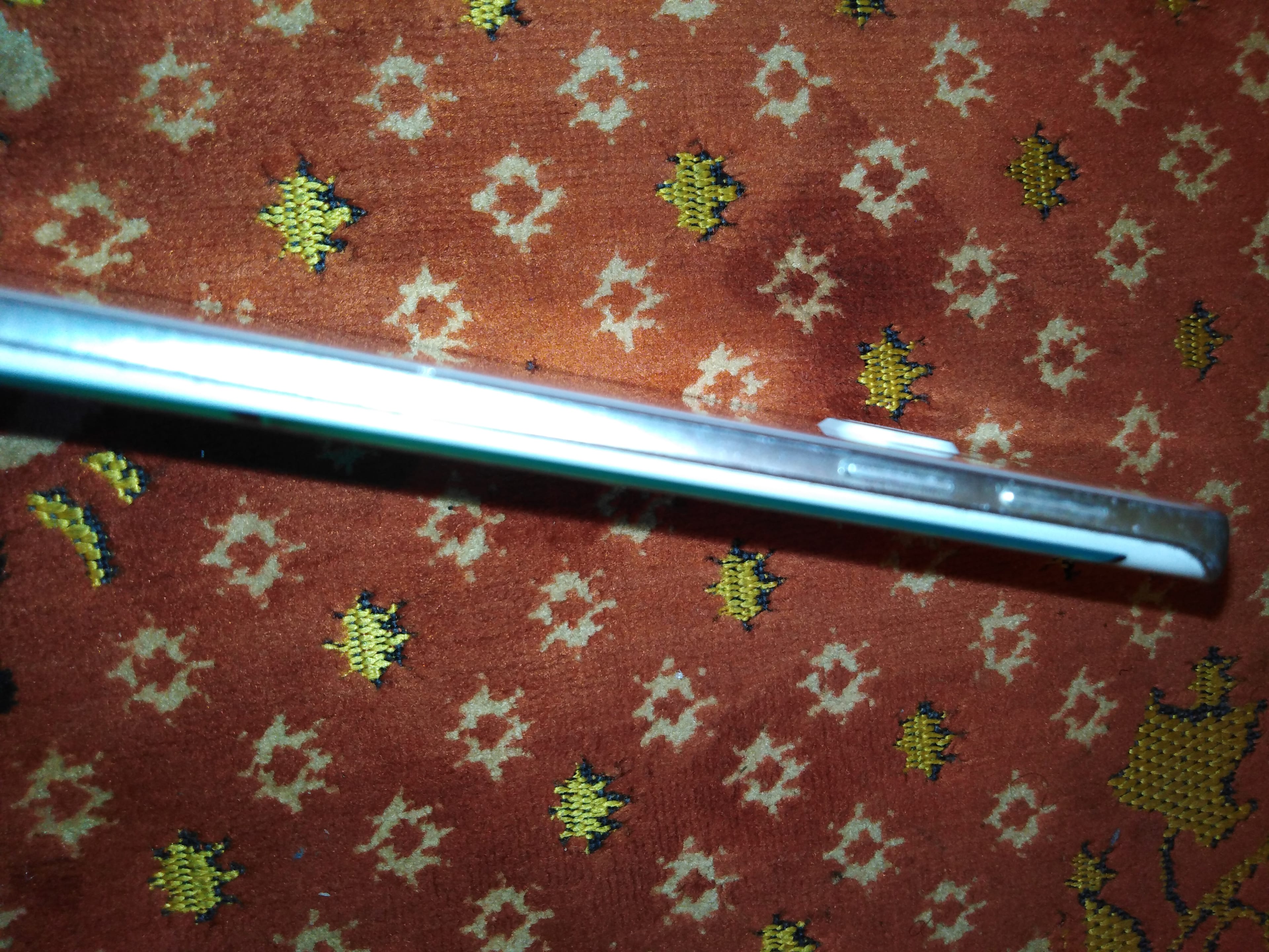 used samsung galaxy s6 edge in good condition
لا تنسَ أنك شاهدت هذا الإعلان في عنكبوت
used in...