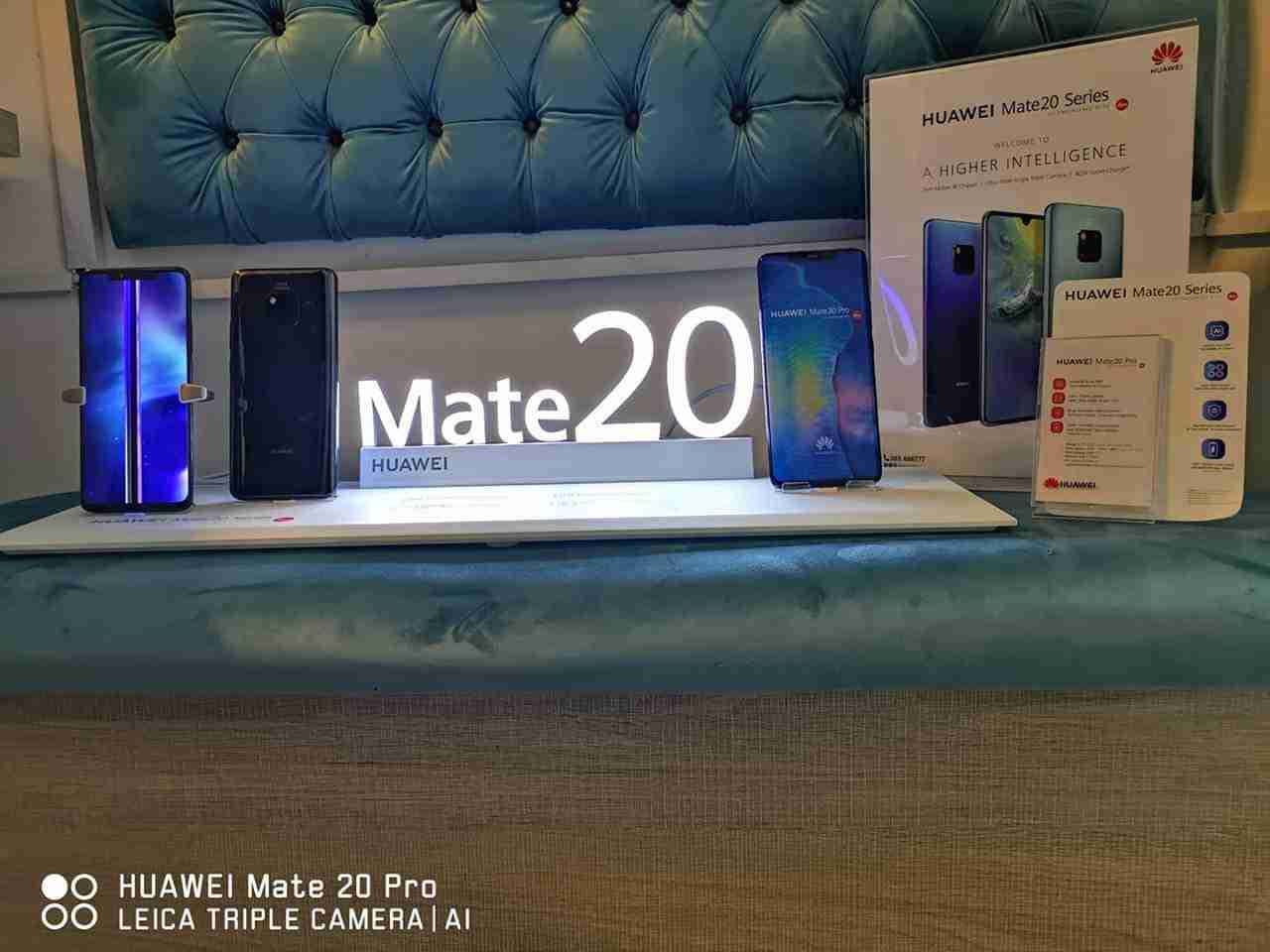 هواوي ميت 20 برو فل بكج
لا تنسَ أنك شاهدت هذا الإعلان في عنكبوت
Mate20 Pro فل بكج بالإضافة ال...