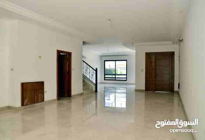 عبدون فيلا متلاصقه قرب تاج مول لم تسكن
لا تنسَ أنك شاهدت هذا الإعلان في عنكبوت
عبدون مقابل تاج مو...