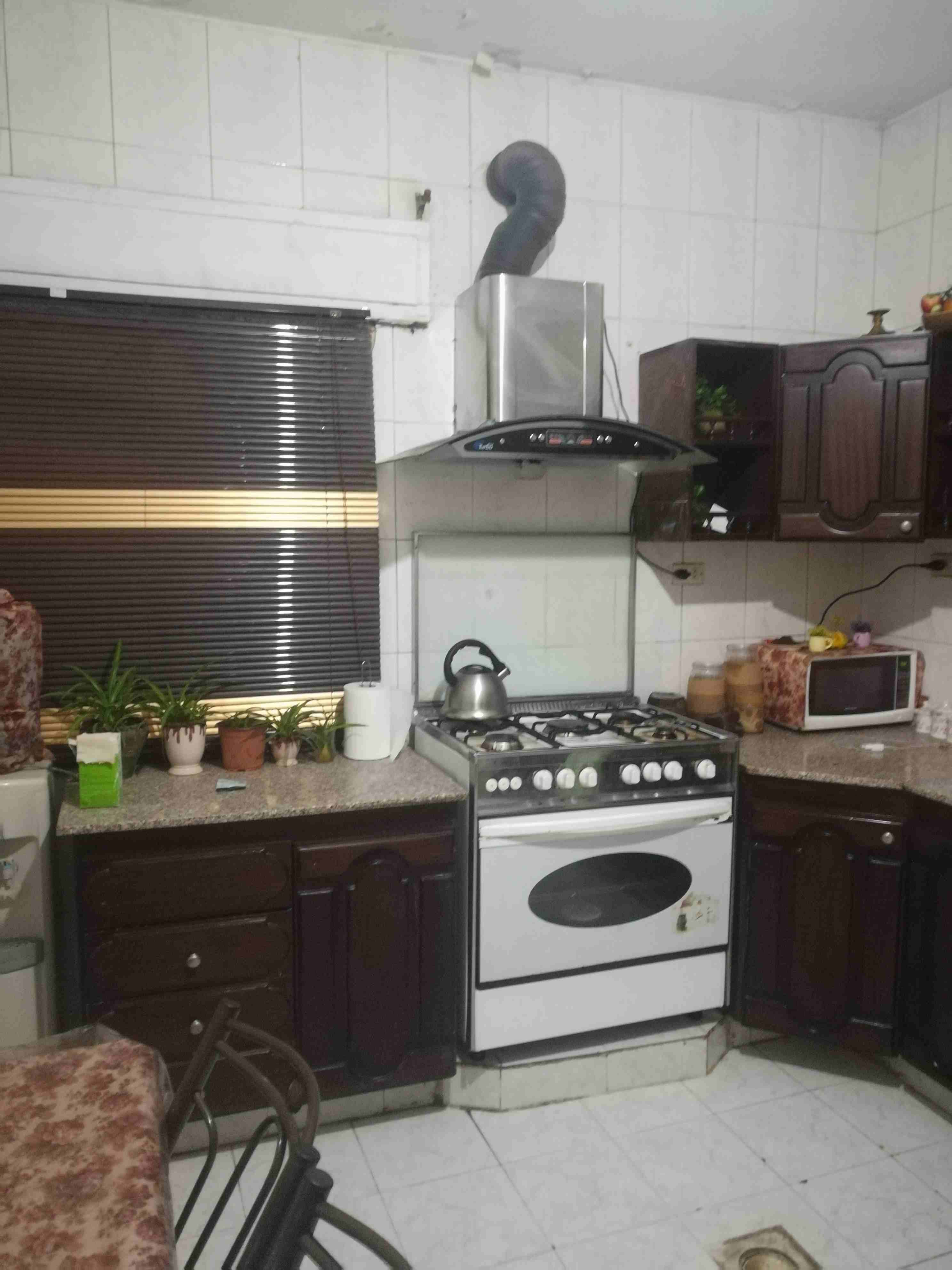 فتحات كورمشين منتظمة بالباطون
لا تنسَ أنك شاهدت هذا الإعلان في عنكبوت
فتحات منتظمة كورمشين بالباط...