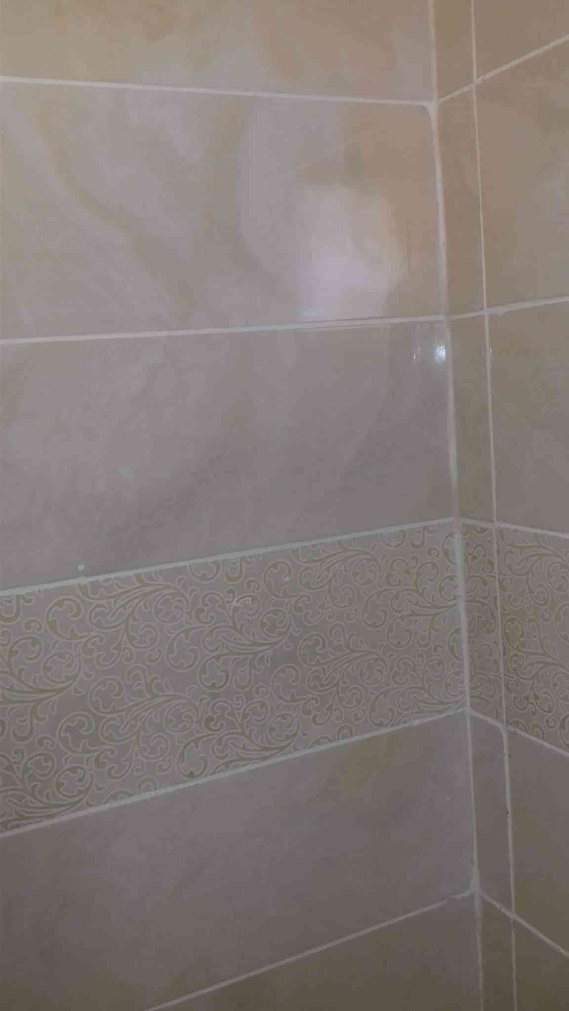 معلم بلاط طينه ولاسق ومعلم شحف بشتغل بليوميه 35دينارهاتف 0795613892
لا تنسَ أنك شاهدت هذا الإعلان في عنكبوت...