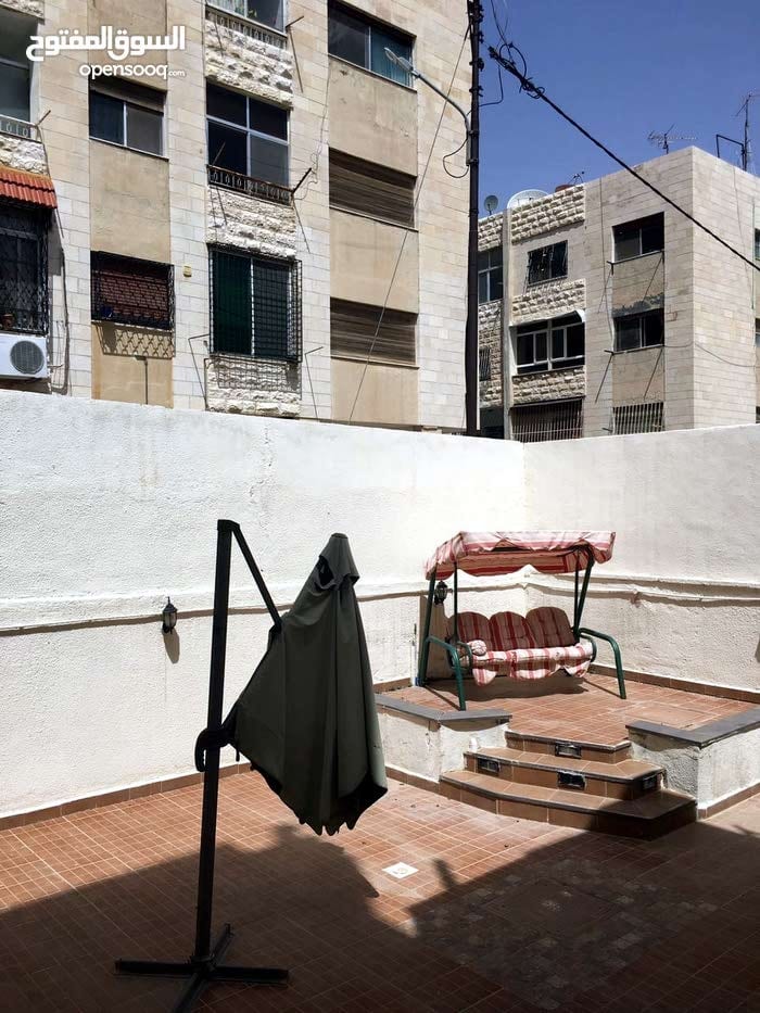 فيلاا متلاصقة في عبدون 370م بداعي الهجرة بسعرررر لققققطة
لا تنسَ أنك شاهدت هذا الإعلان في عنكبوت...